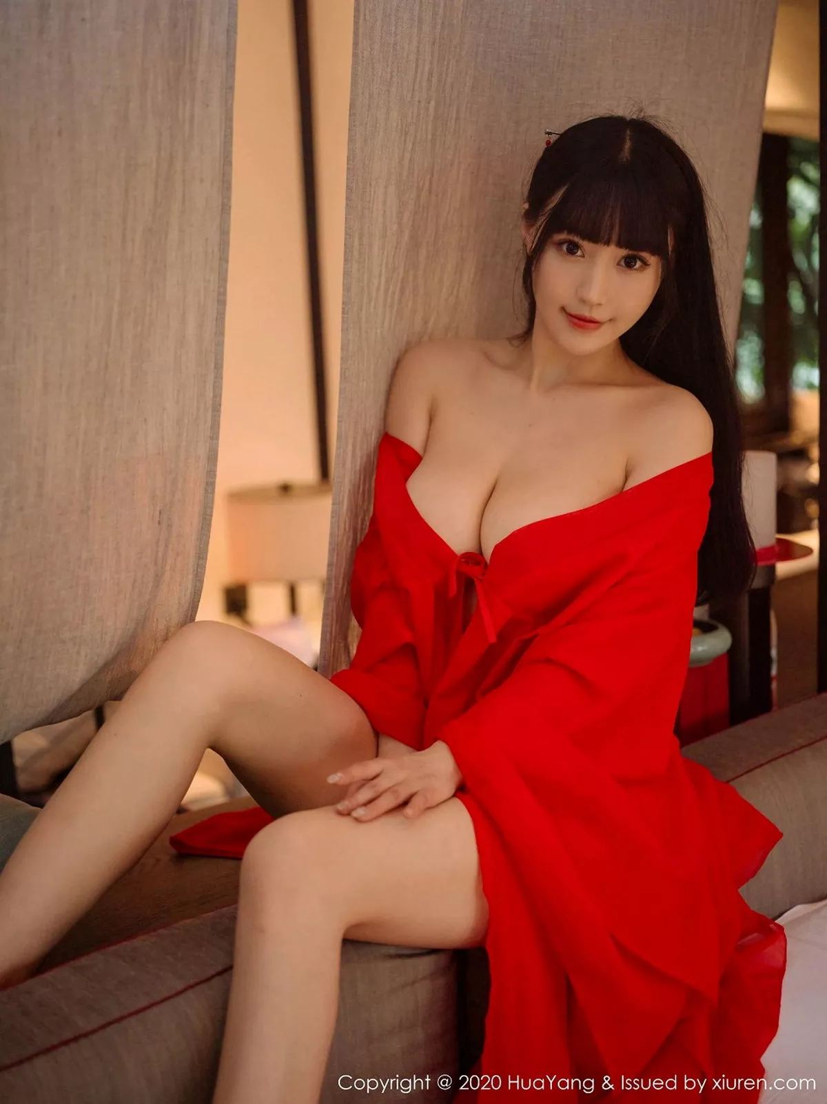 [HuaYang花漾]第310期奶茶Emily写真 [70P]-005