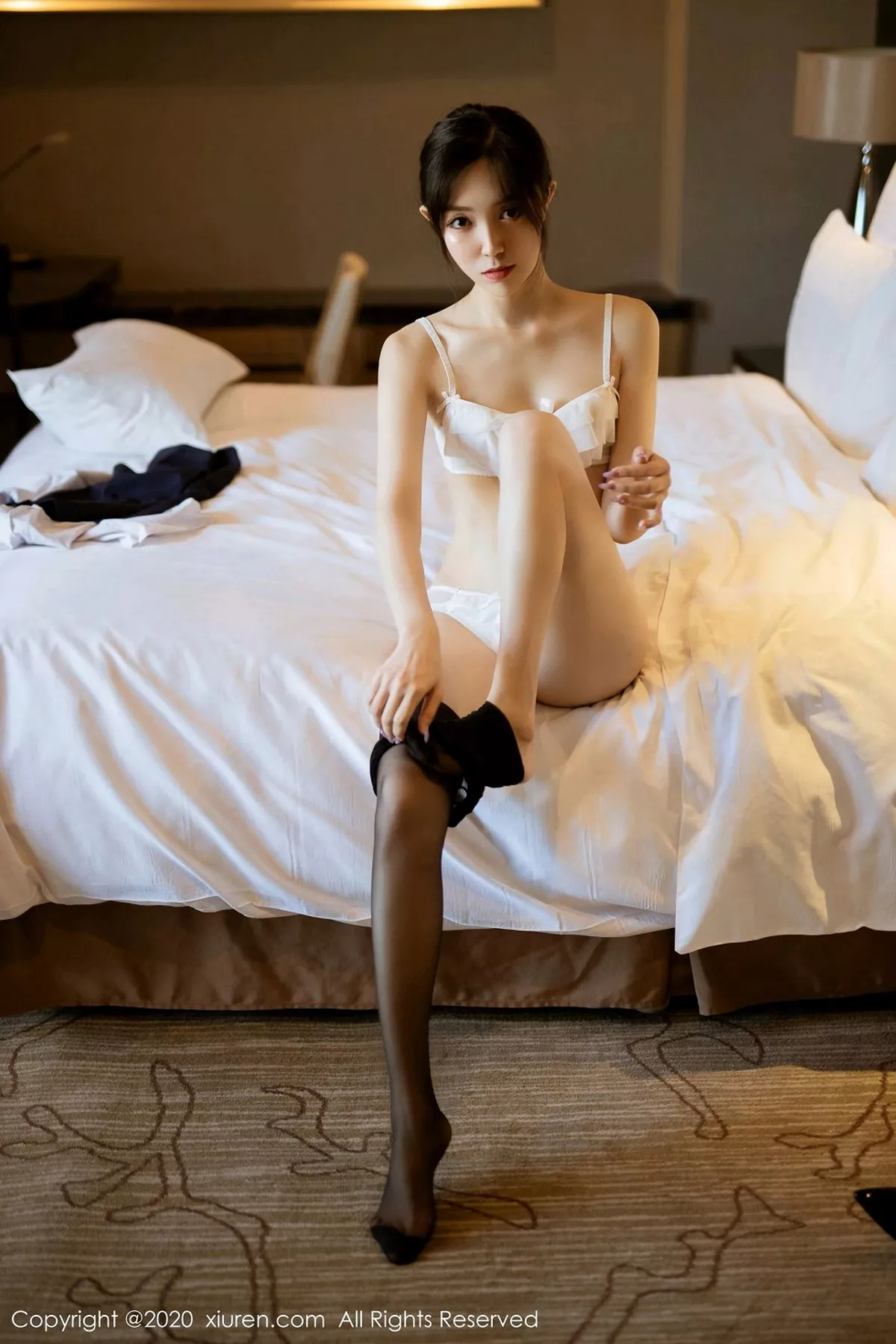 [XiuRen秀人网]第2735期九千柒柒写真 [46P]-039