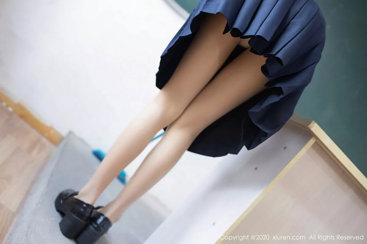 [XiuRen秀人网]第2741期月音瞳写真 [58P]-011