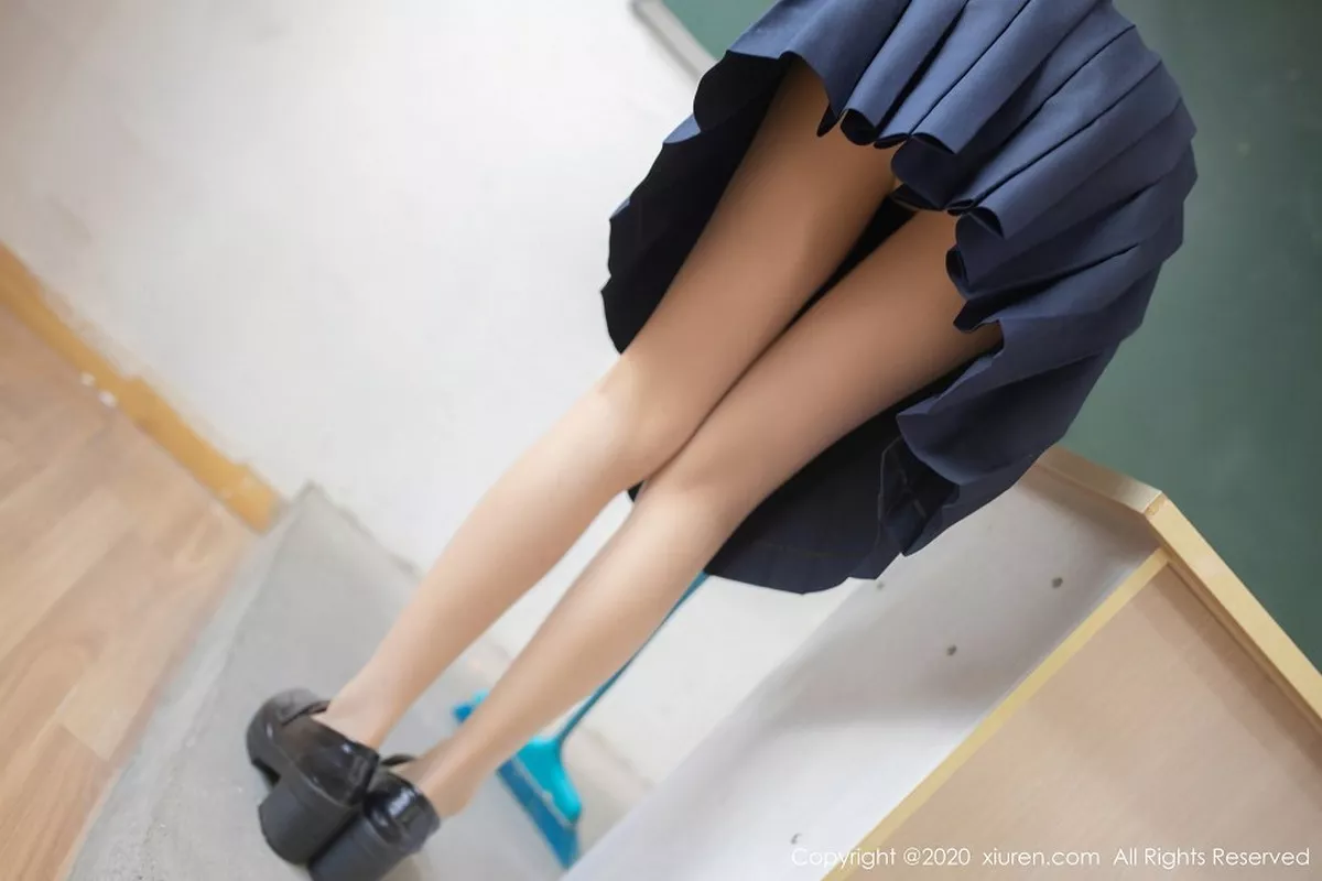 [XiuRen秀人网]第2741期月音瞳写真 [58P]-012