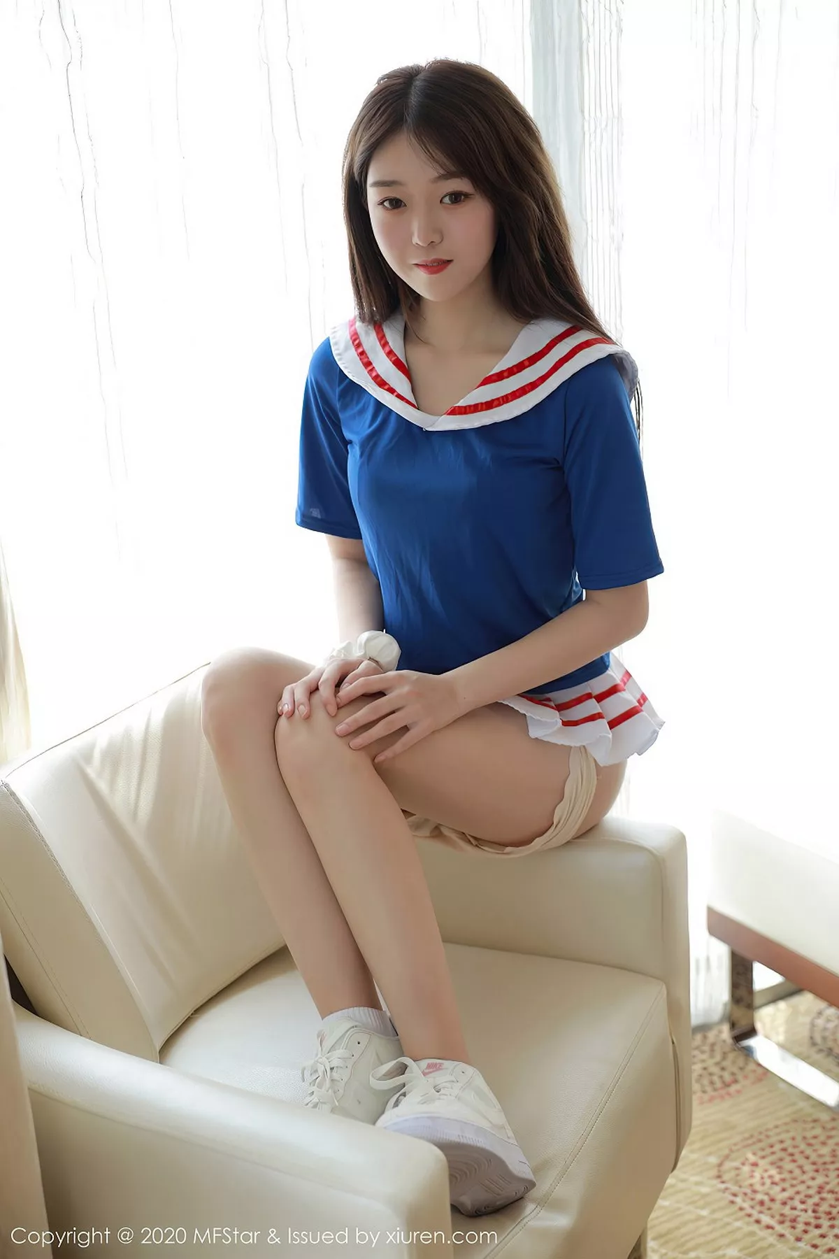 [MFStar模范学院]第395期小奶瓶呜鸣写真 [60P]-046