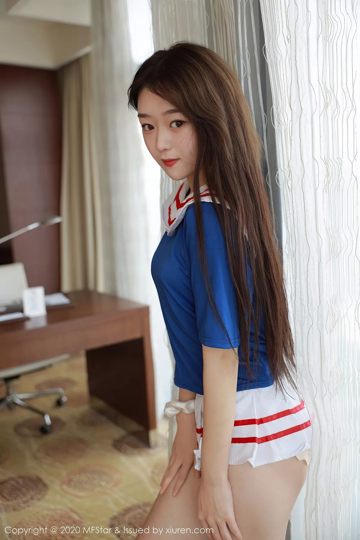 [MFStar模范学院]第395期小奶瓶呜鸣写真 [60P]-019