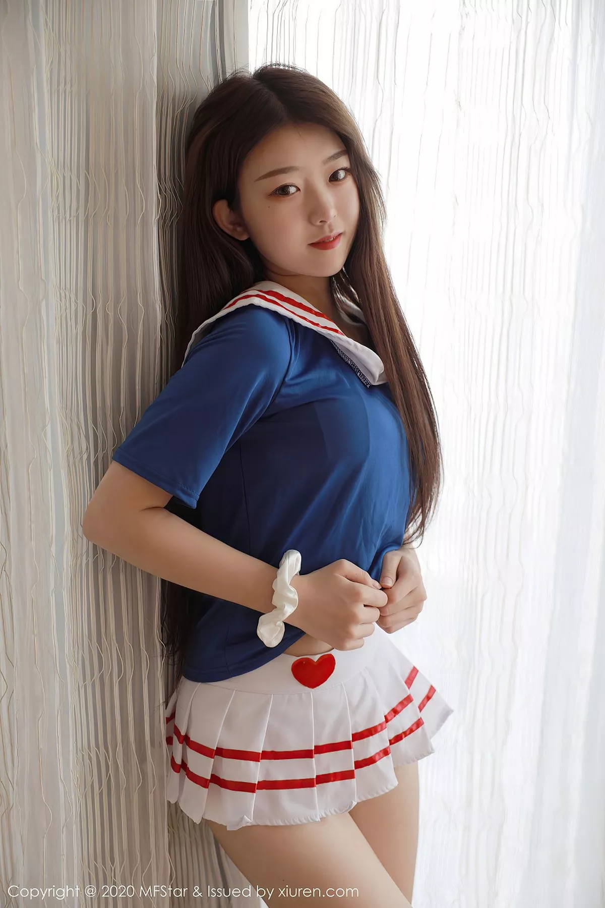 [MFStar模范学院]第395期小奶瓶呜鸣写真 [60P]-010