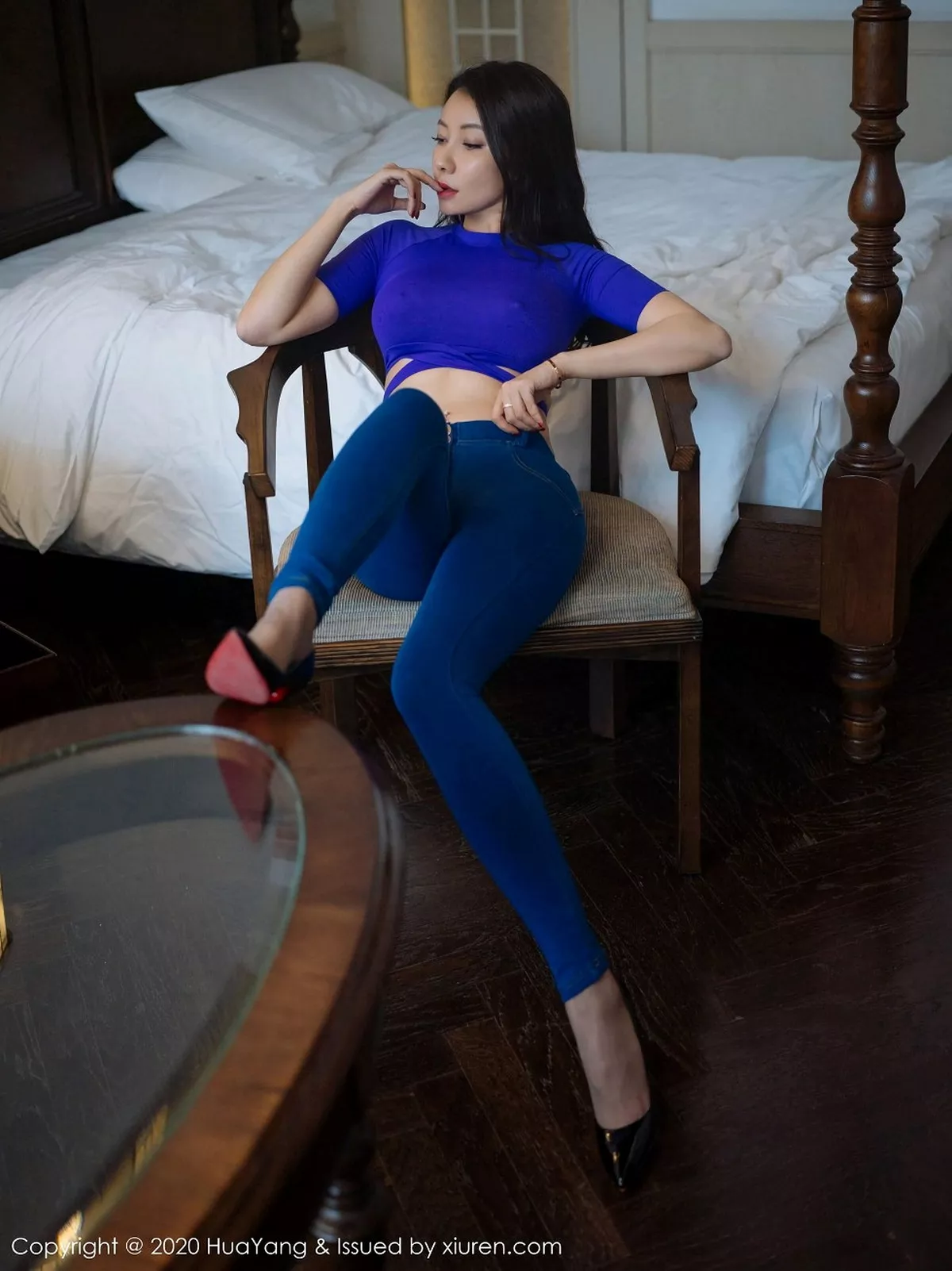 [HuaYang花漾]第317期果儿Victoria写真 [43P]-004