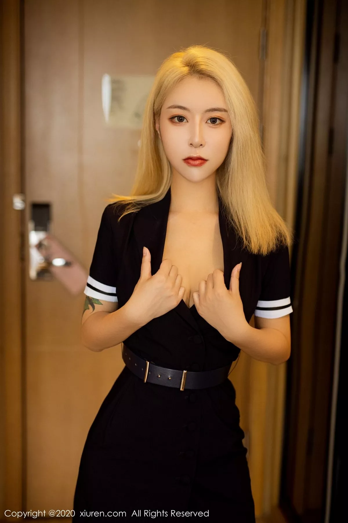[XiuRen秀人网]第2645期糯米NM写真 [36P]-009