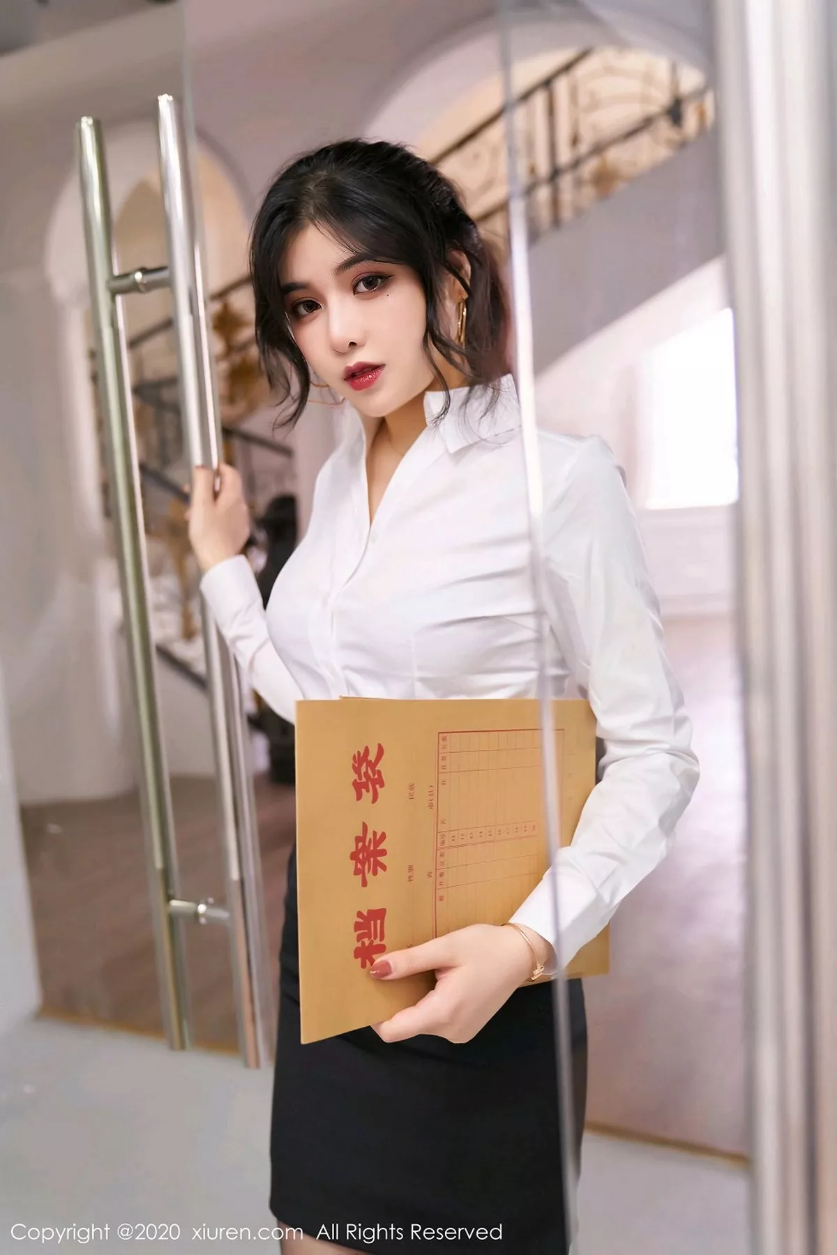 [XiuRen秀人网]第2768期韩静安写真 [47P]-005