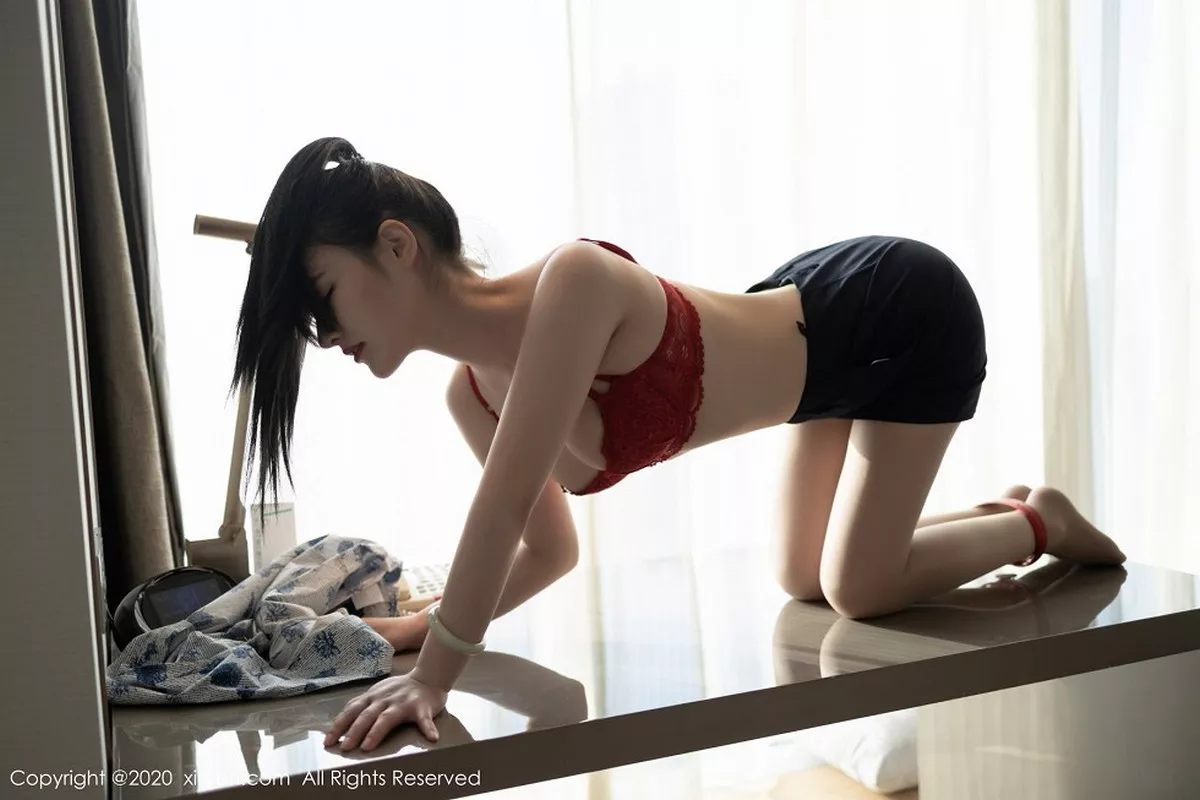 [XiuRen秀人网]第2817期诗诗kiki写真 [52P]-031