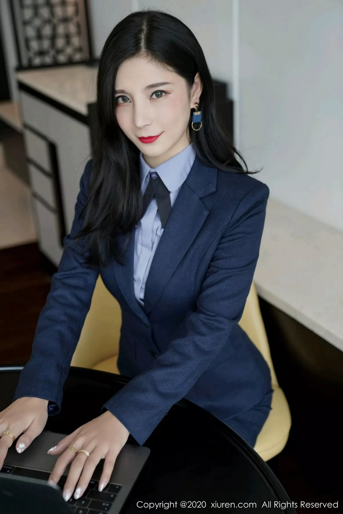 [XiuRen秀人网]第2816期小蛮妖写真 [80P]-001