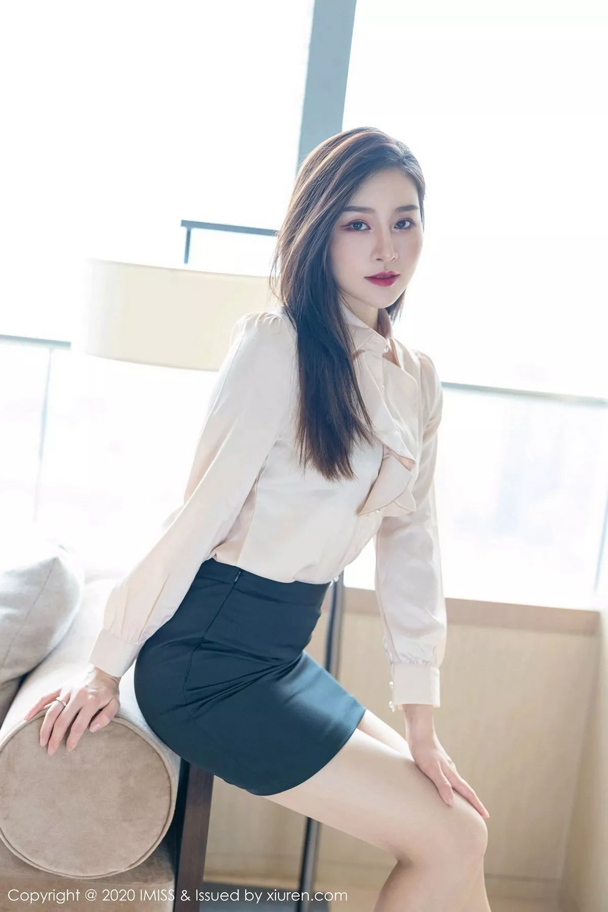 [Imiss爱蜜社]第528期Vanessa写真 [71P]-010