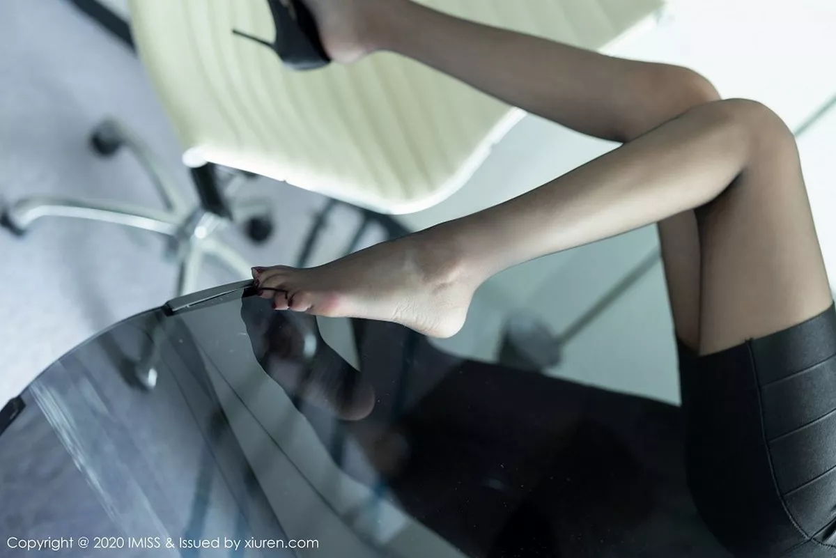 [Imiss爱蜜社]第529期Lavinia写真 [53P]-034