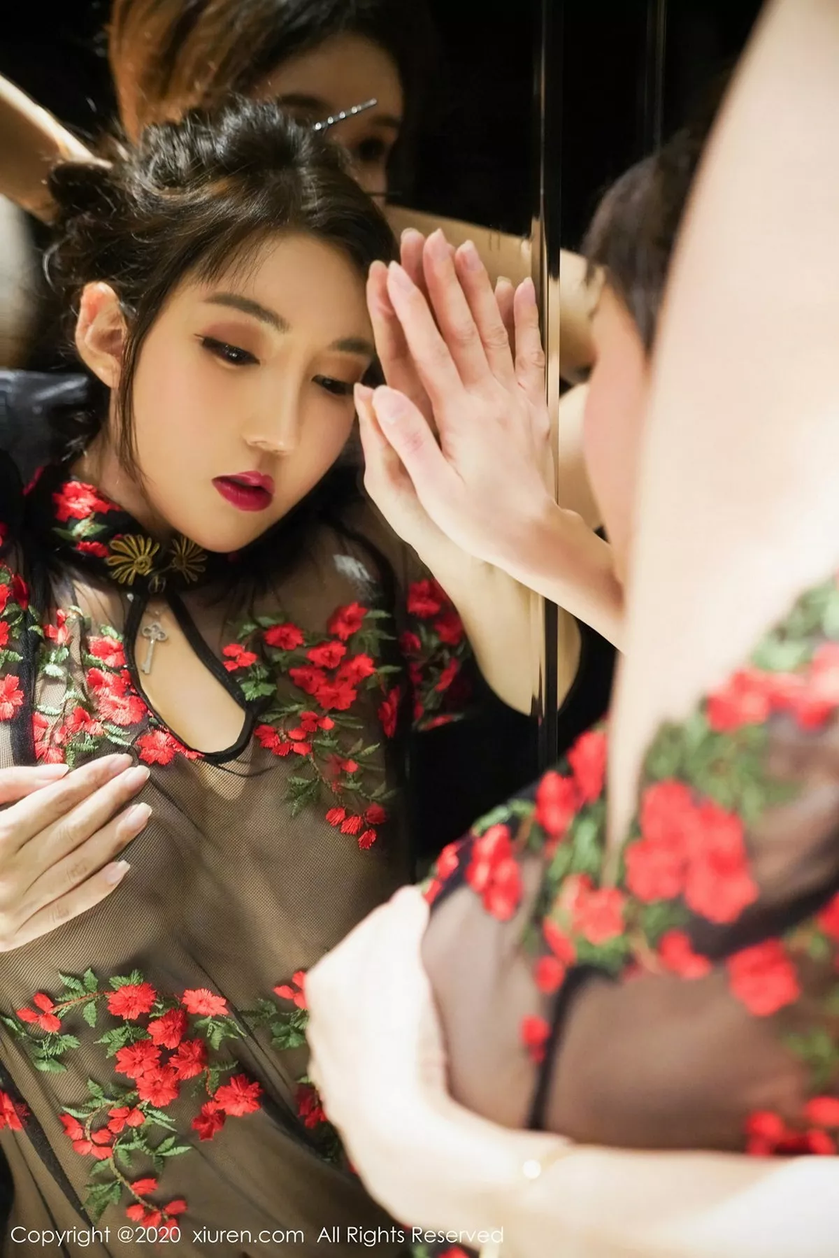 [XiuRen秀人网]第2849期萌汉药写真 [45P]-020
