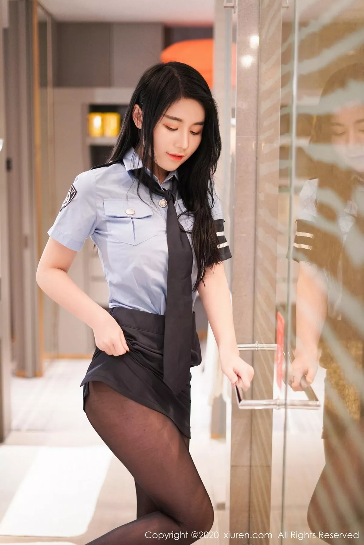 [XiuRen秀人网]第2852期美七Mia写真 [78P]-002