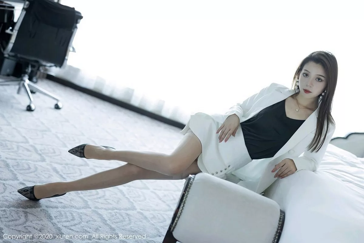 [XiuRen秀人网]第2868期言沫写真 [62P]-016