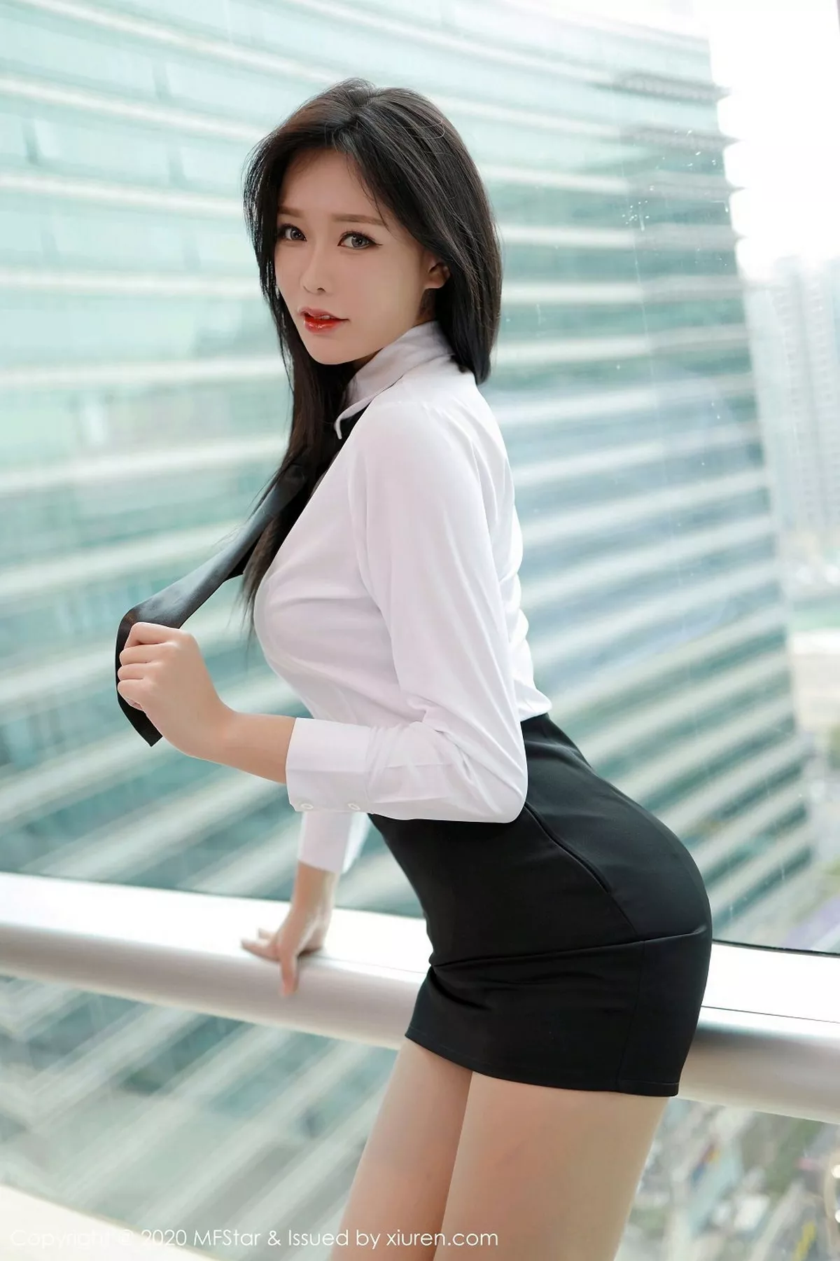 [MFStar模范学院]第423期娜比写真 [61P]-025