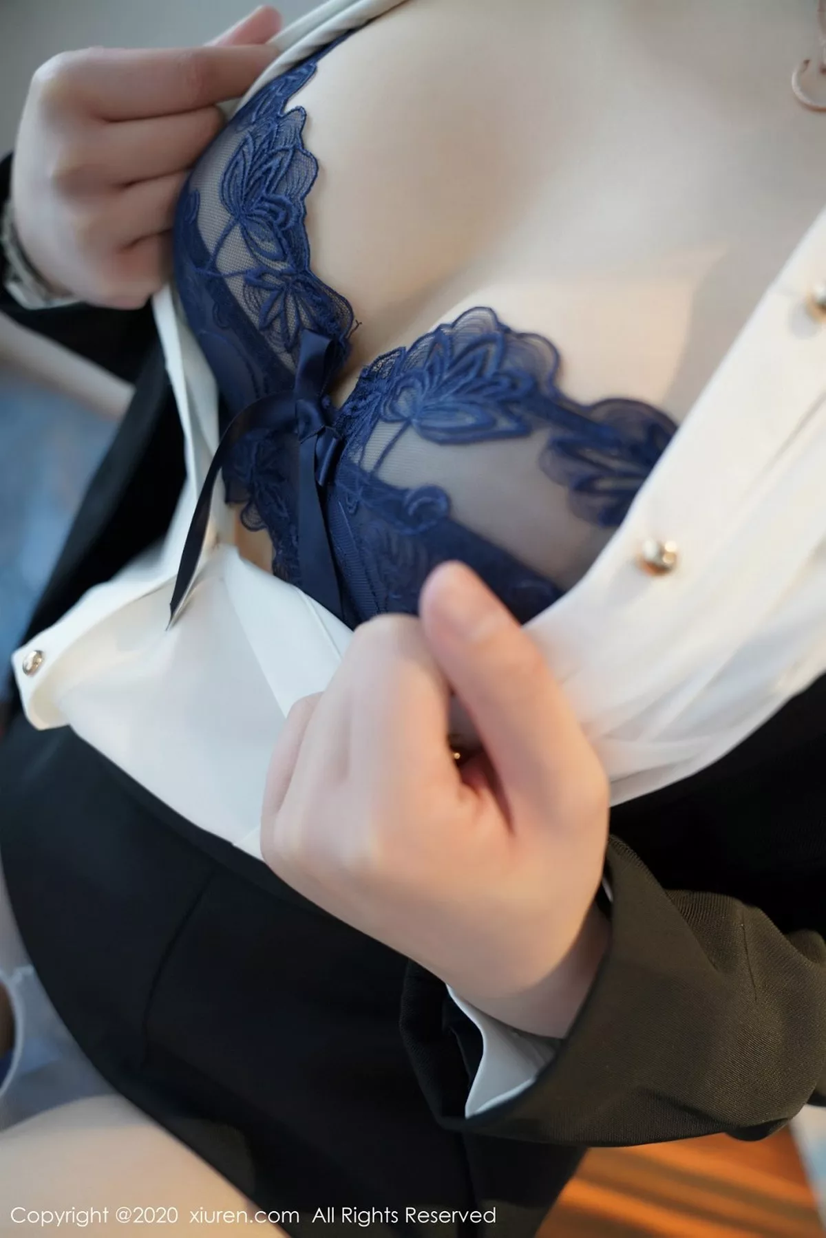 [XiuRen秀人网]第2901期fairy如歌写真 [100P]-034