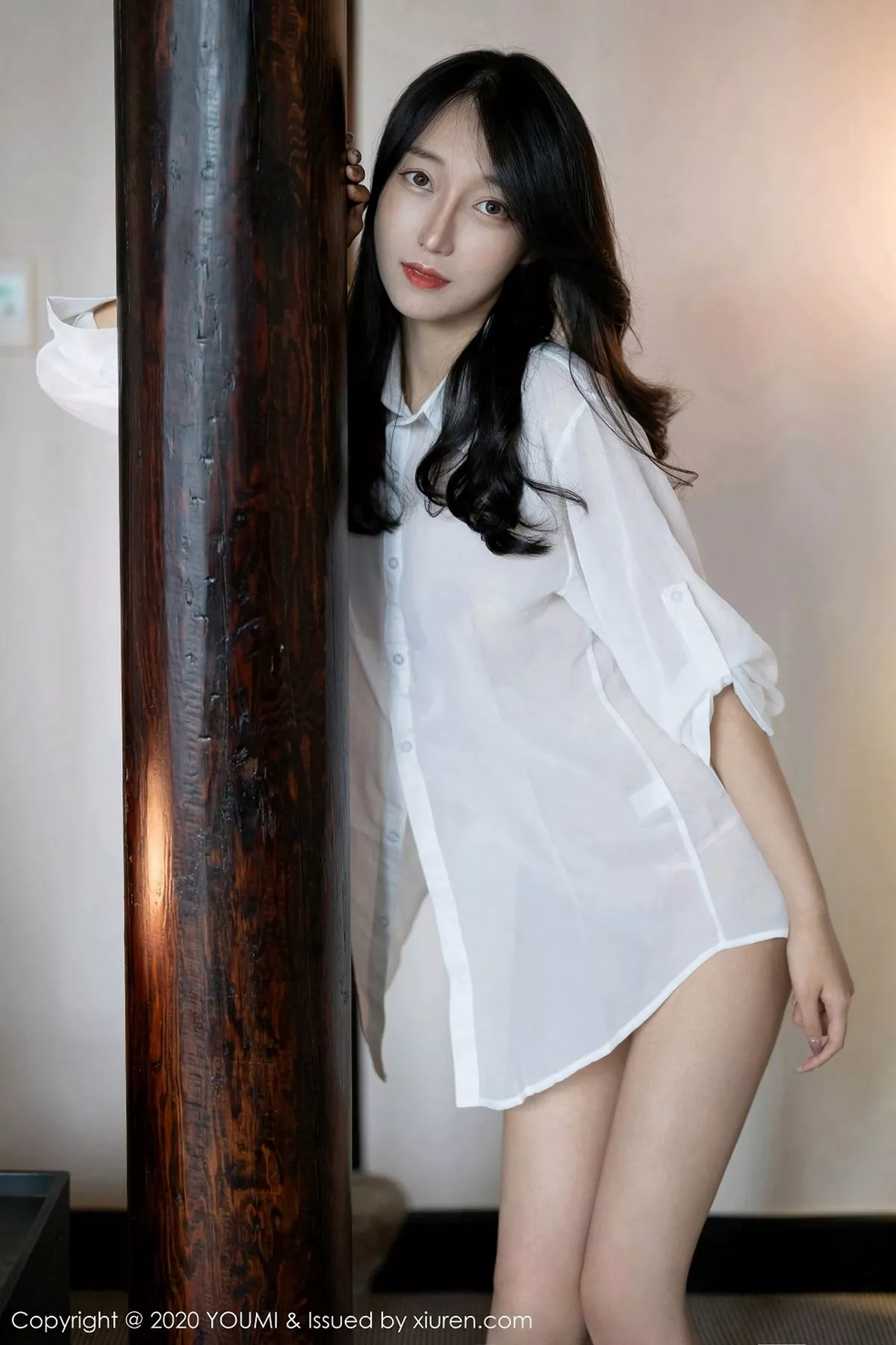 [YouMi尤蜜荟]第560期玥儿玥写真 [64P]-001