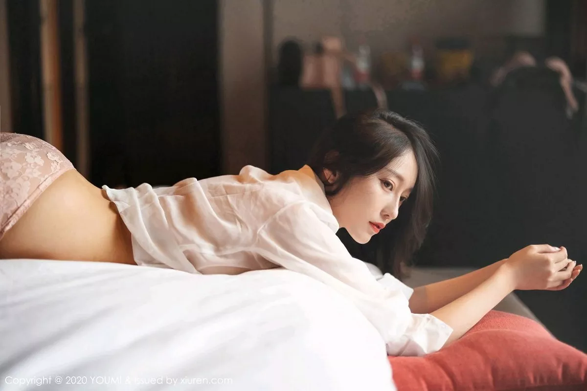 [YouMi尤蜜荟]第560期玥儿玥写真 [64P]-037
