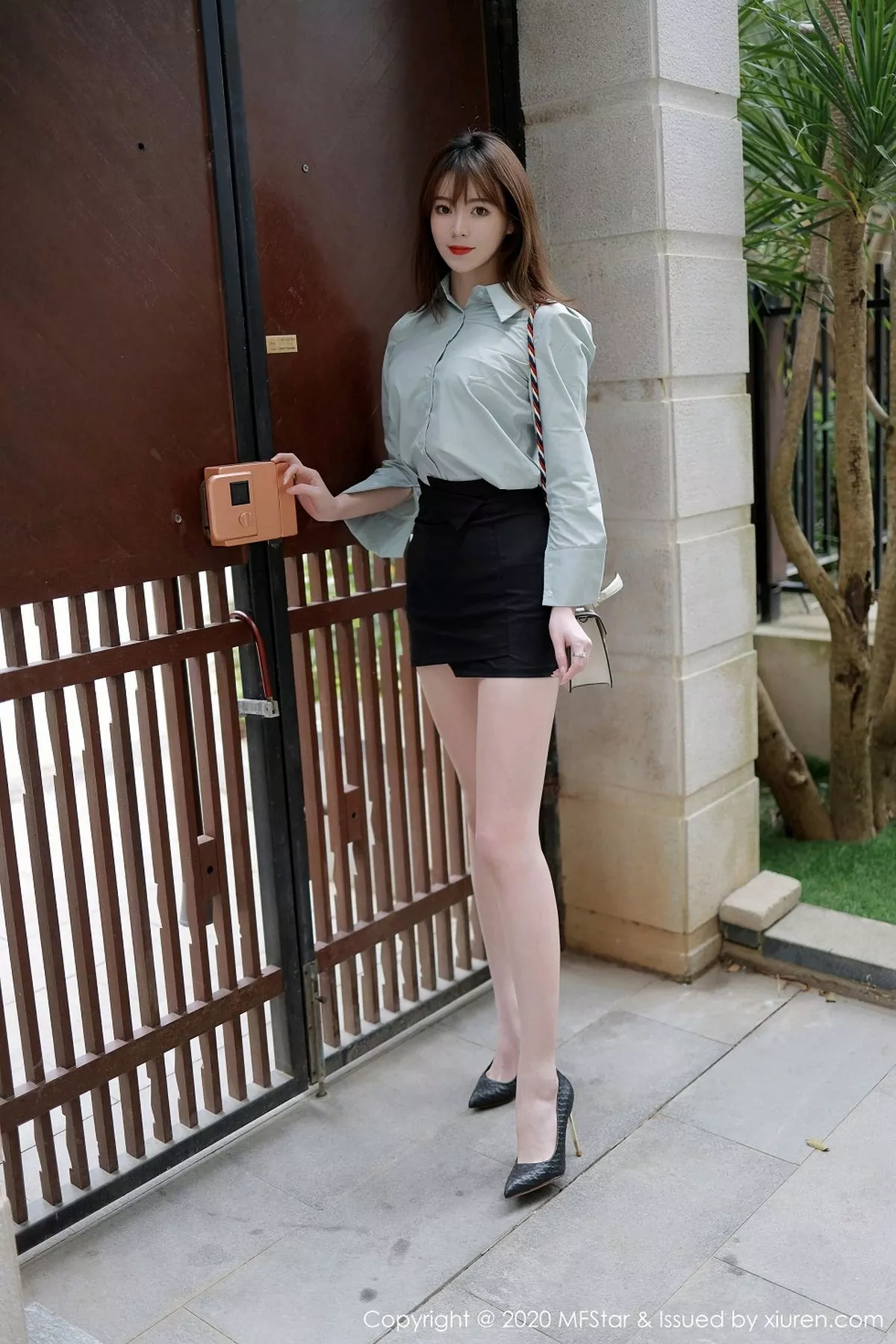 [MFStar模范学院]第429期yoo优优写真 [57P]-001