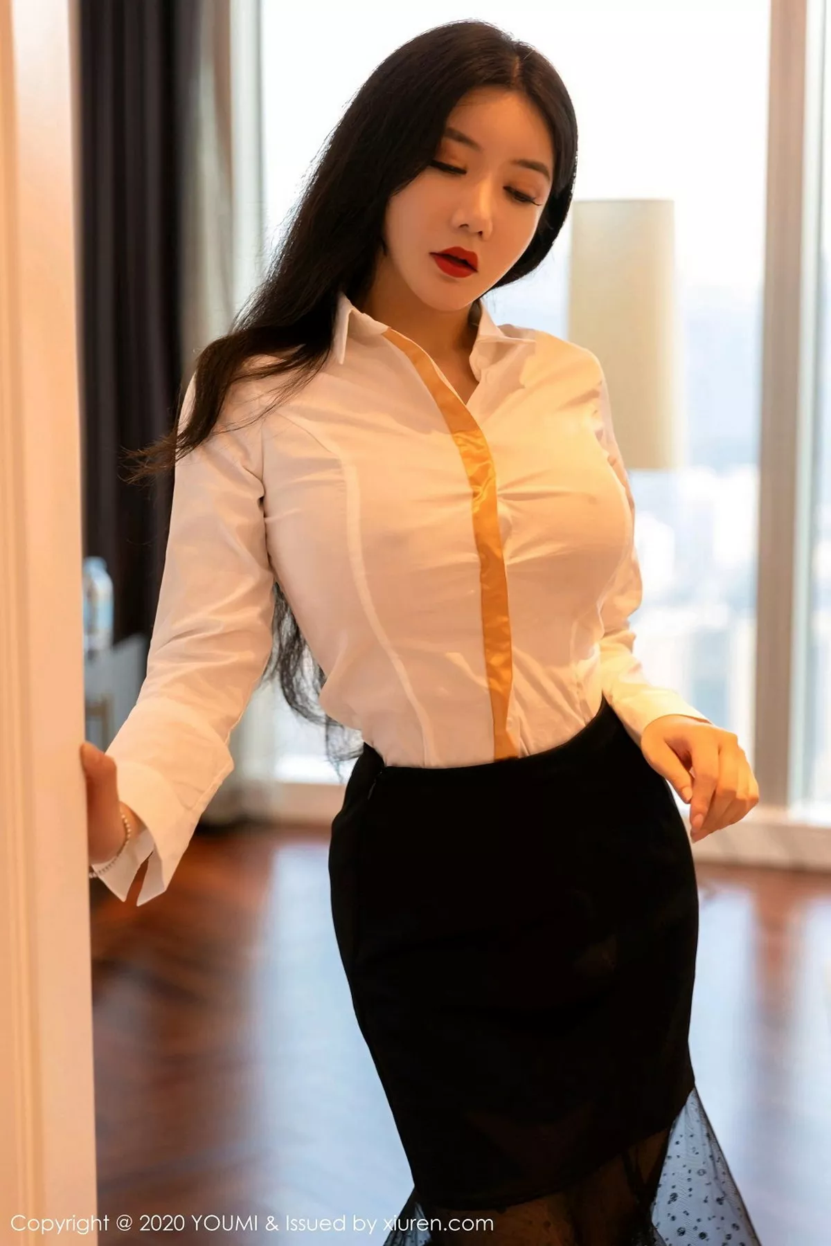 [YouMi尤蜜荟]第579期心妍小公主写真 [60P]-002