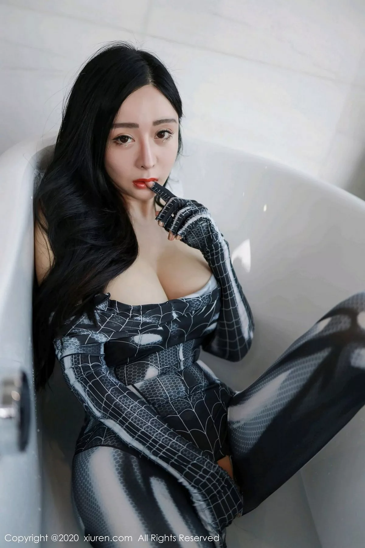 [XiuRen秀人网]第2951期允爾写真 [51P]-044