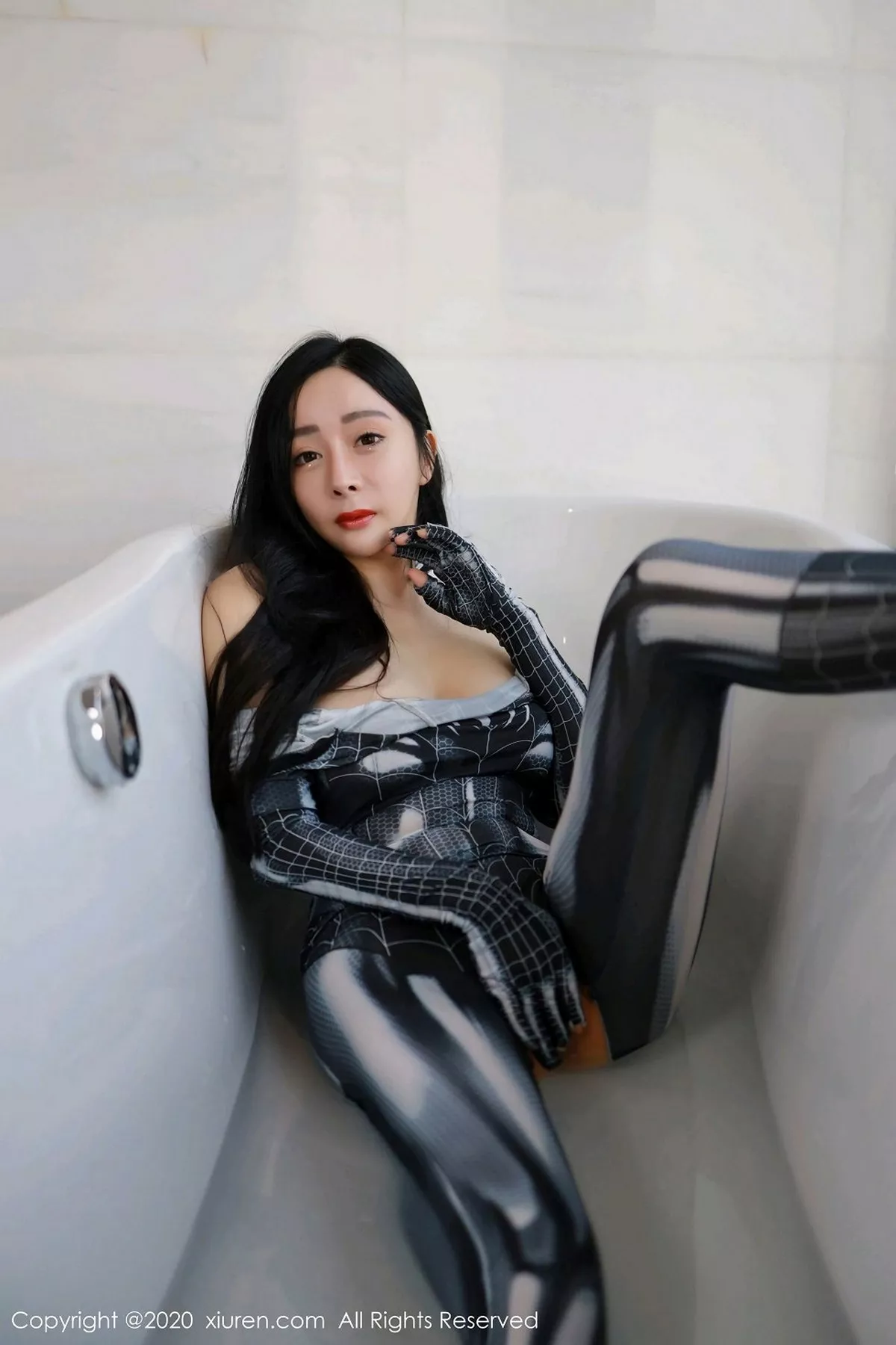 [XiuRen秀人网]第2951期允爾写真 [51P]-041