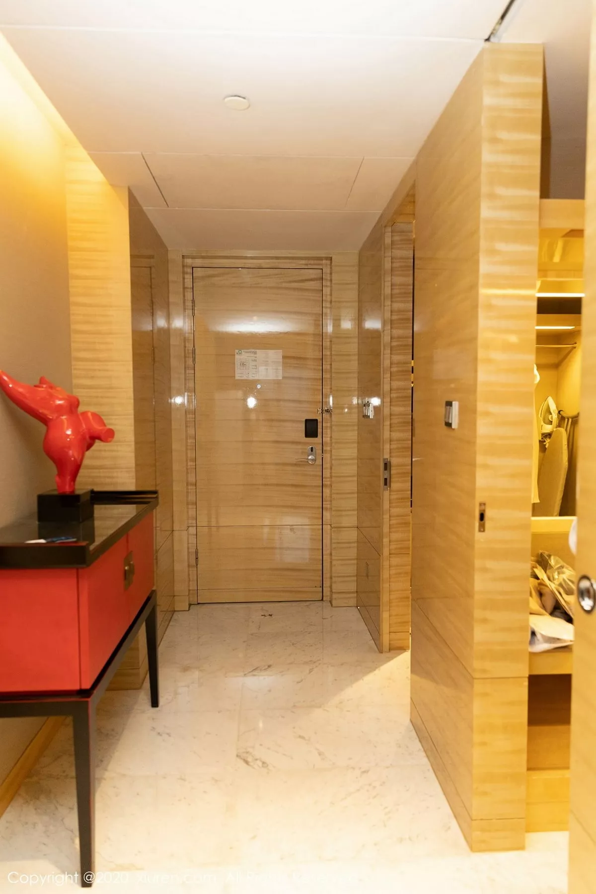 [XiuRen秀人网]第2962期周于希写真 [88P]-035