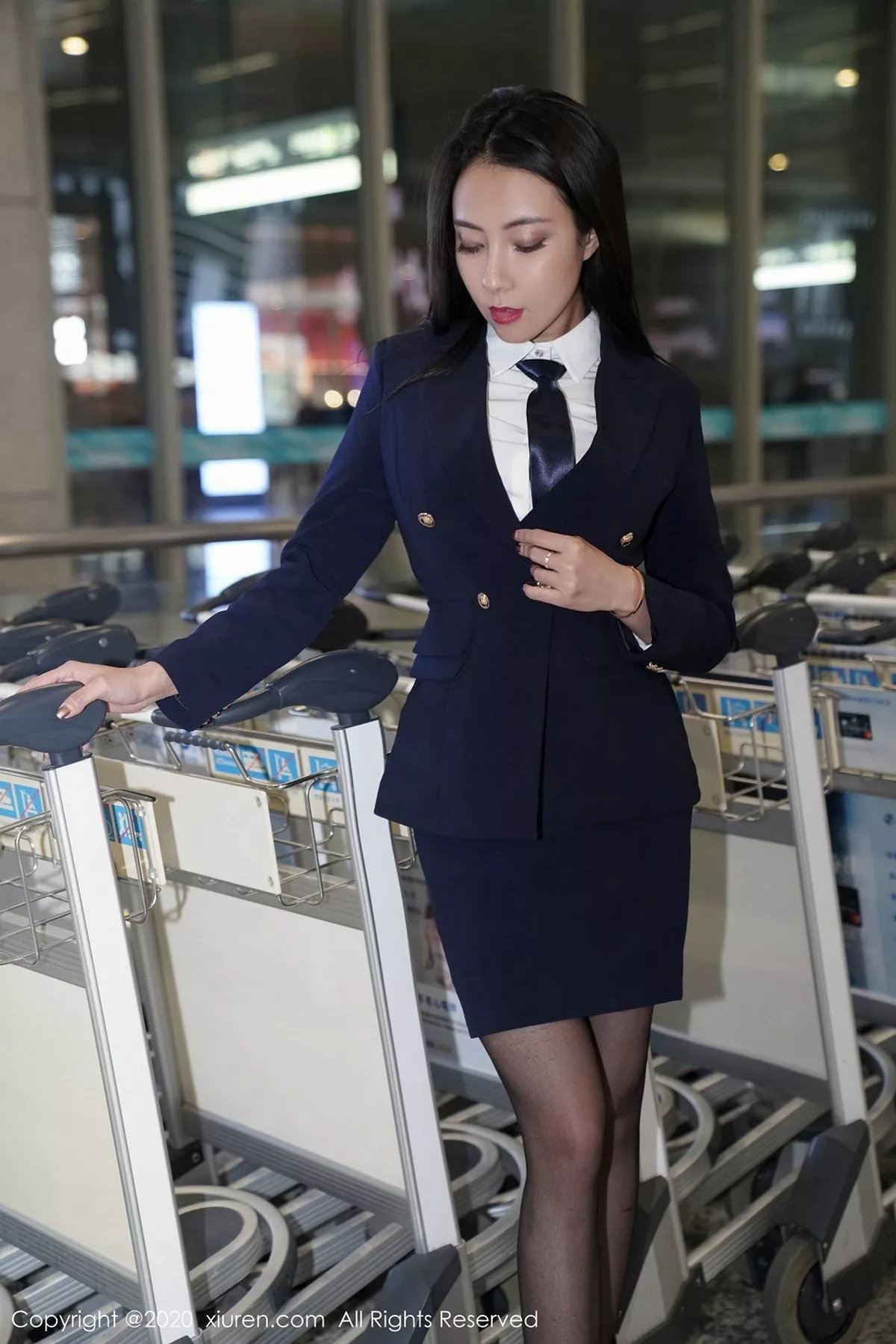 [XiuRen秀人网]第2961期果儿写真 [82P]-016