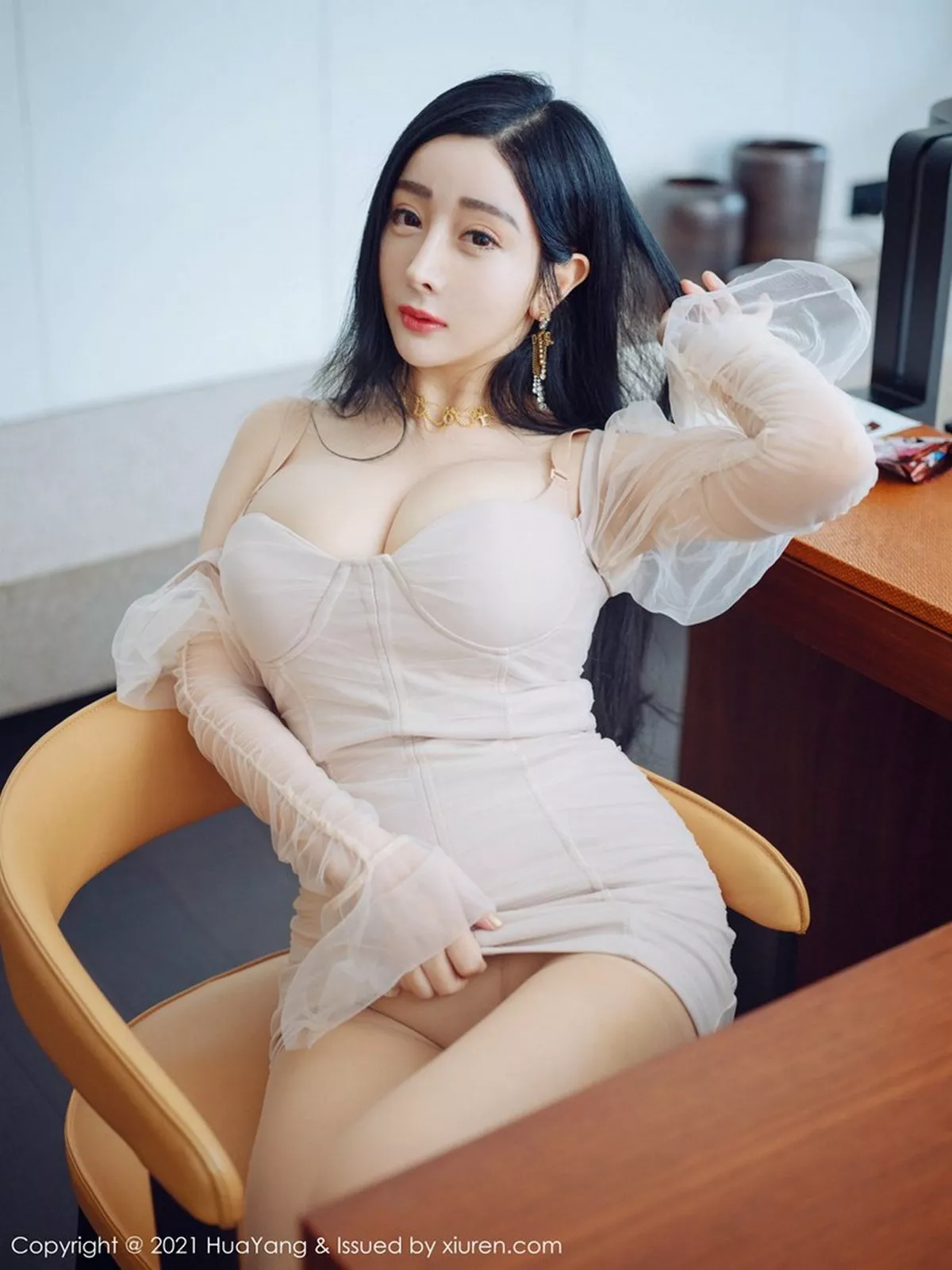 [HuaYang花漾]第346期允爾写真 [47P]-002