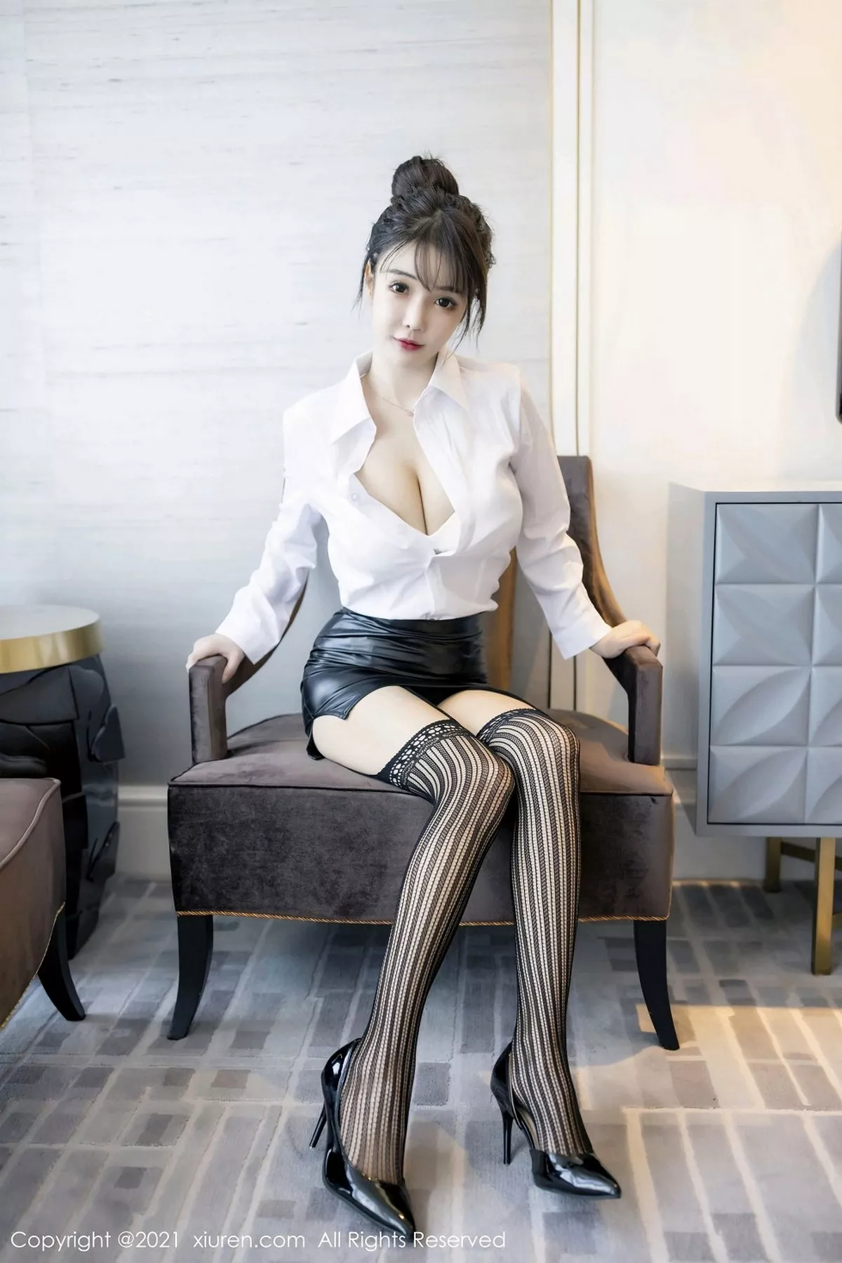 [XiuRen秀人网]第2976期南初妹妹写真 [53P]-011