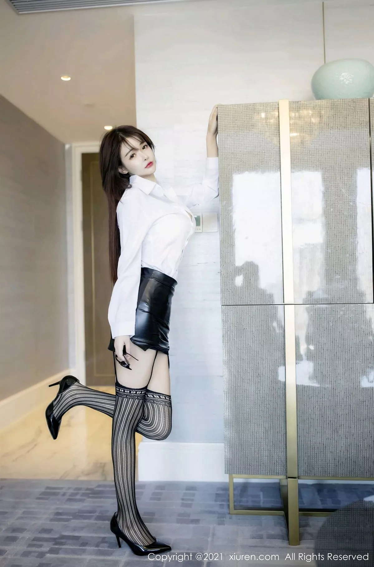 [XiuRen秀人网]第2976期南初妹妹写真 [53P]-003