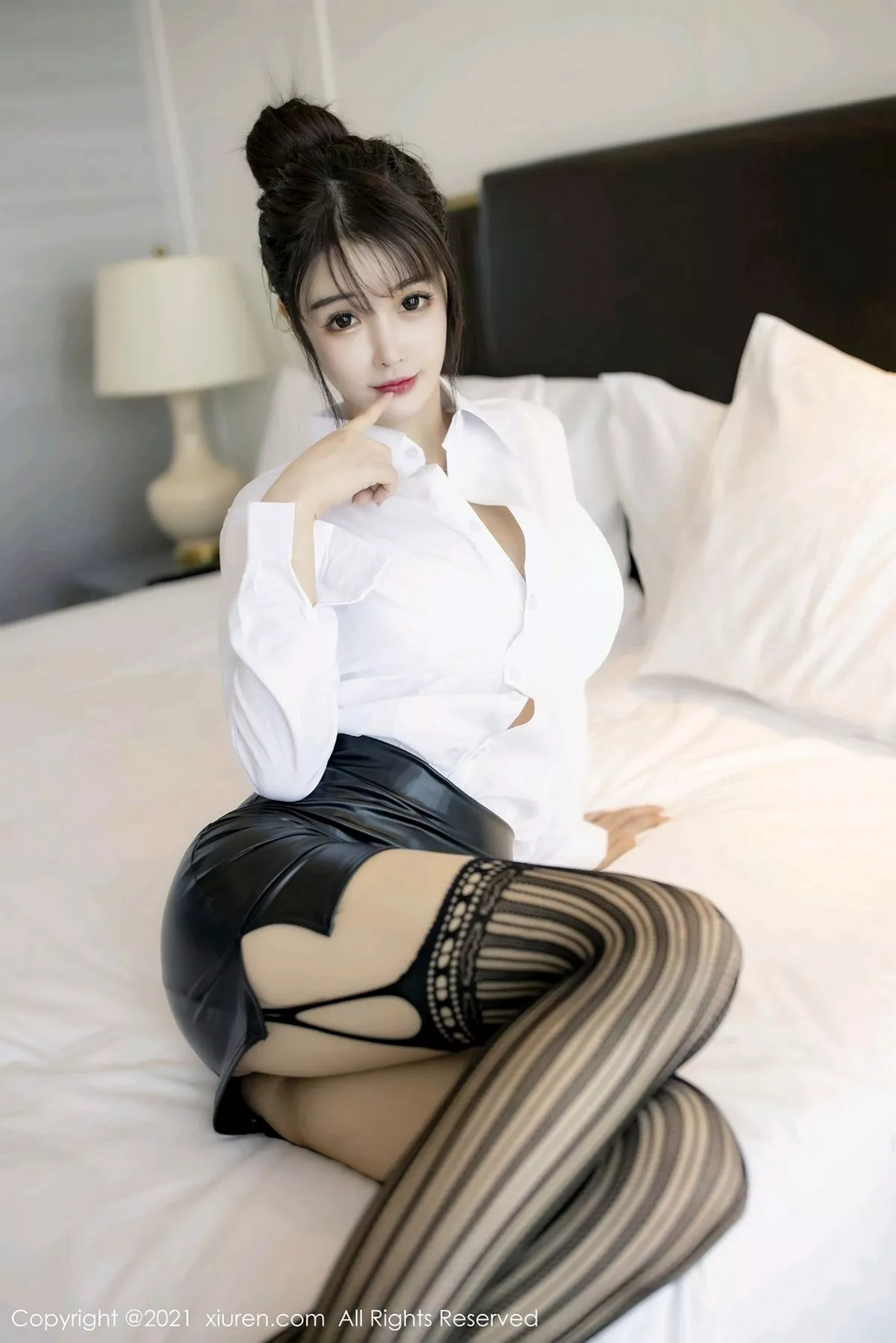 [XiuRen秀人网]第2976期南初妹妹写真 [53P]-037