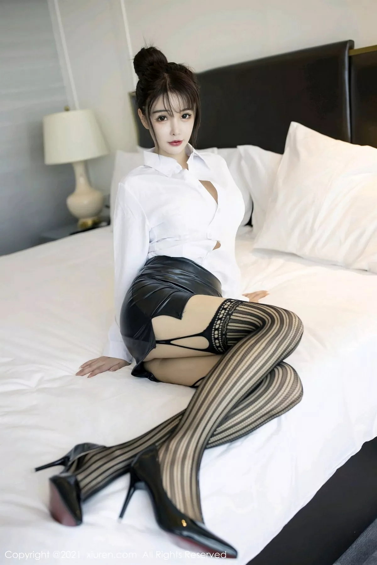 [XiuRen秀人网]第2976期南初妹妹写真 [53P]-035