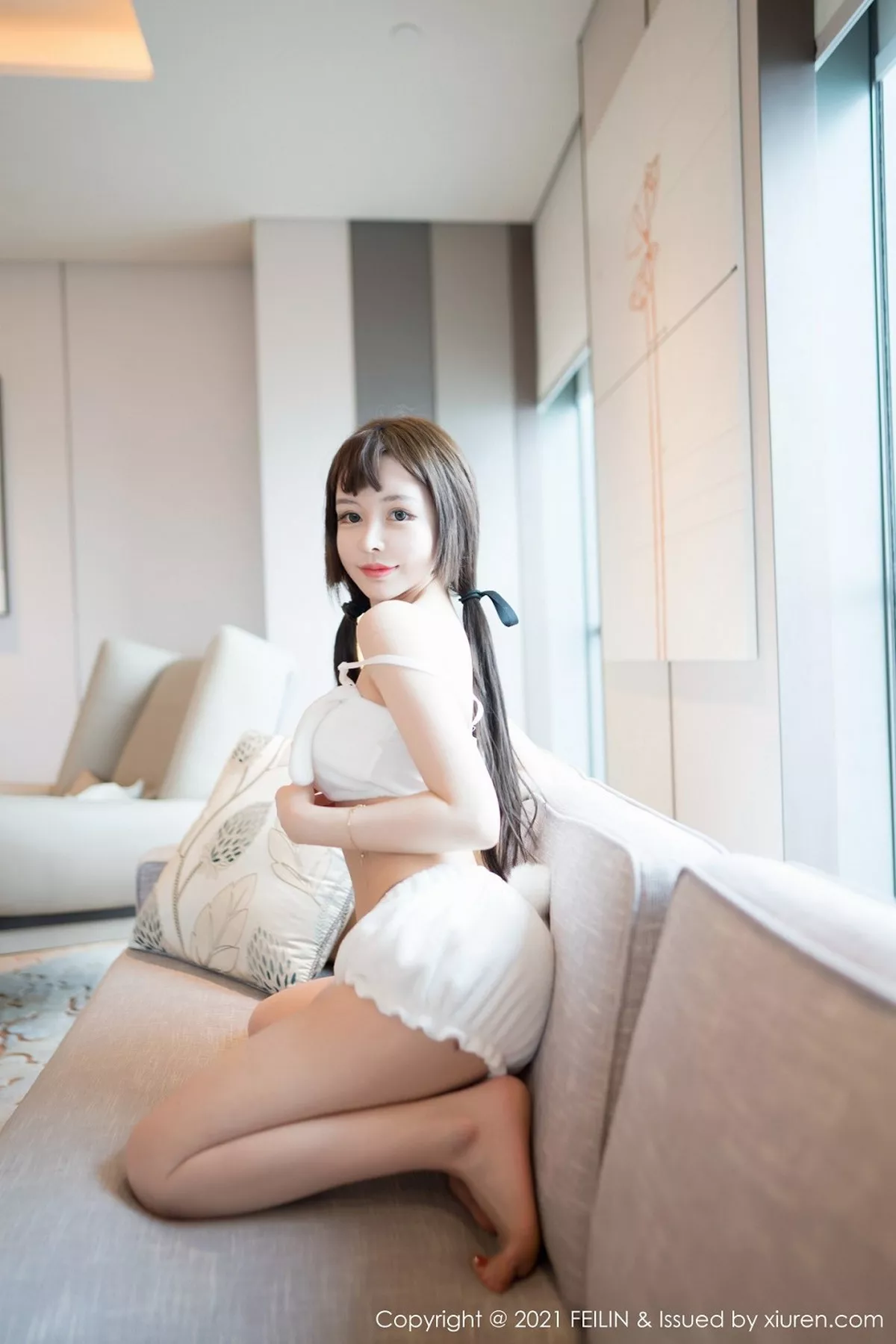 [FeiLin嗲囡囡]第365期哩哩呀写真 [43P]-006
