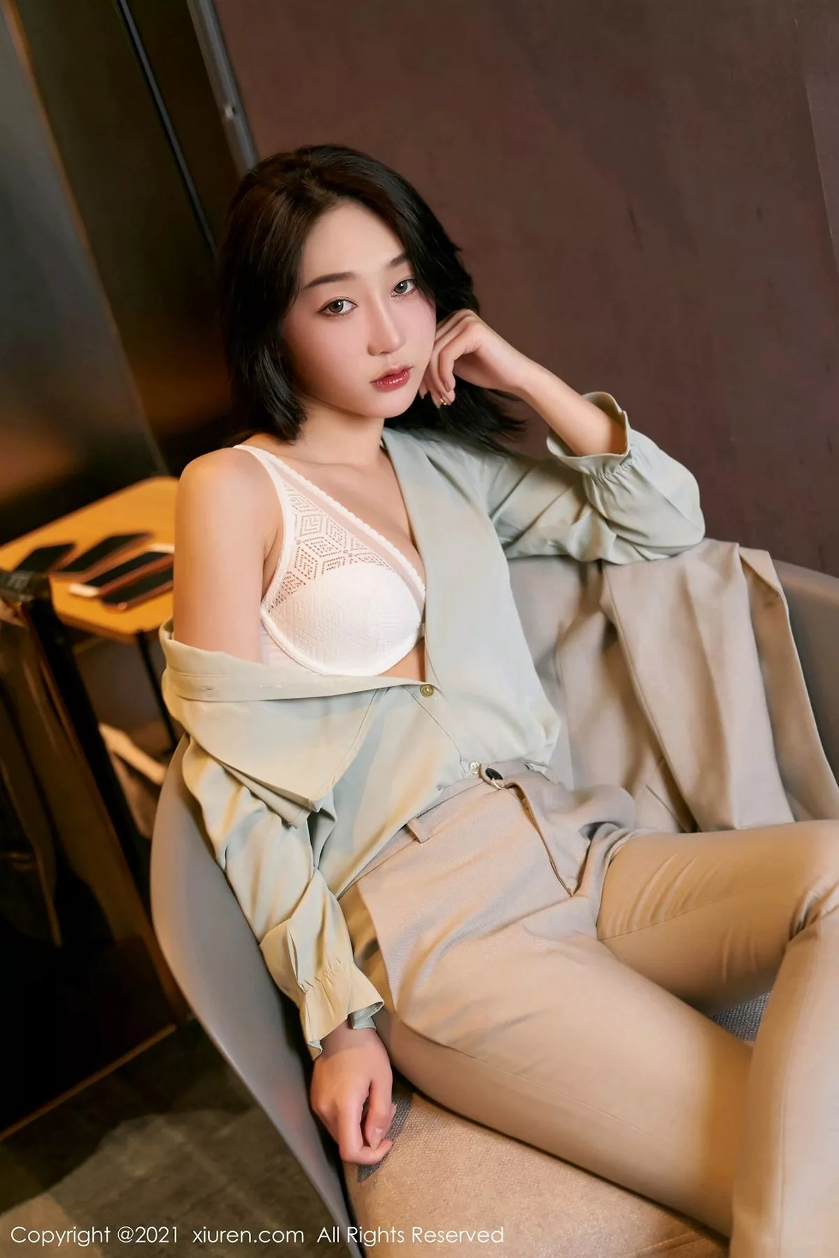 [XiuRen秀人网]第3009期九月生写真 [100P]-002