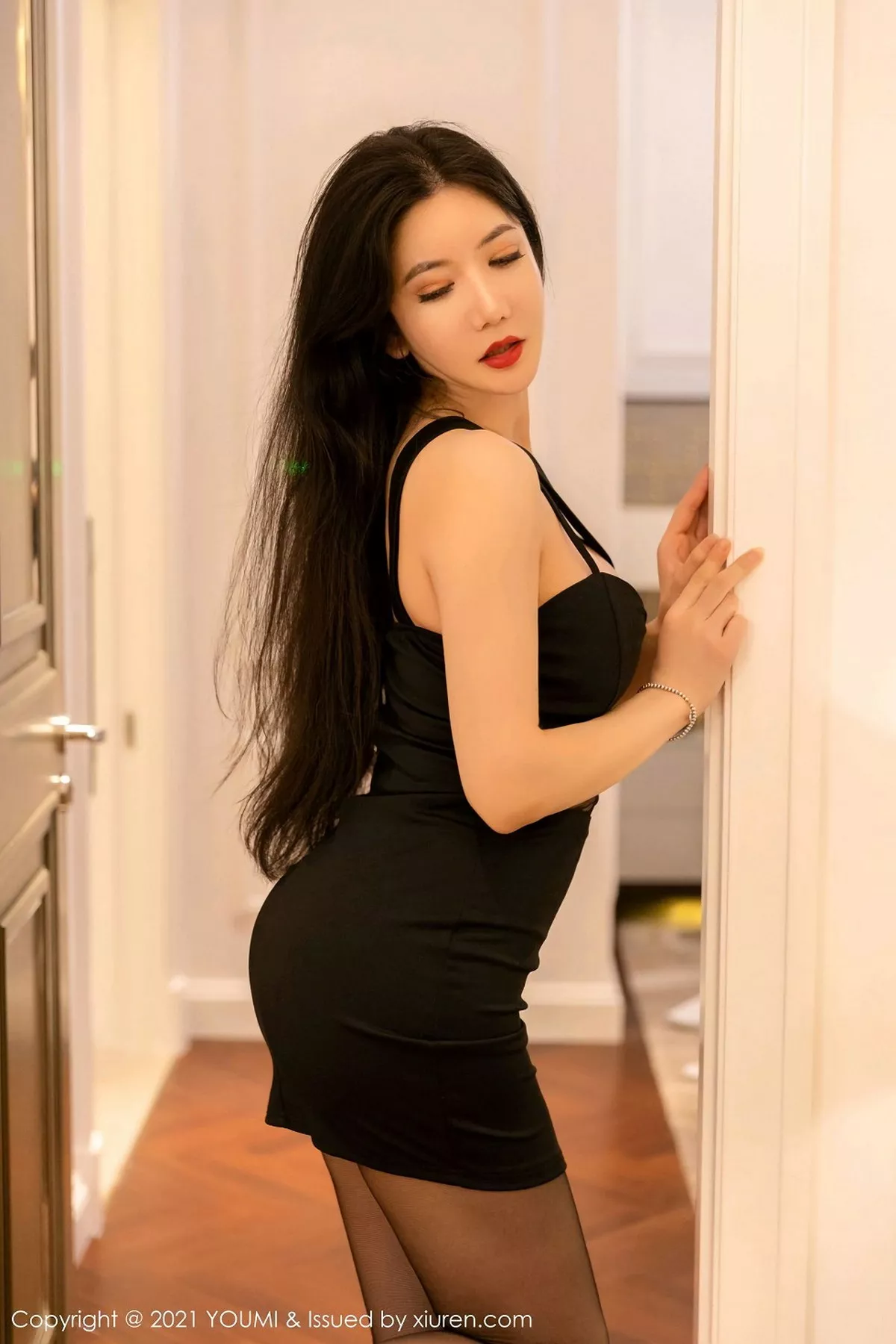 [YouMi尤蜜荟]第594期心妍小公主写真 [49P]-006