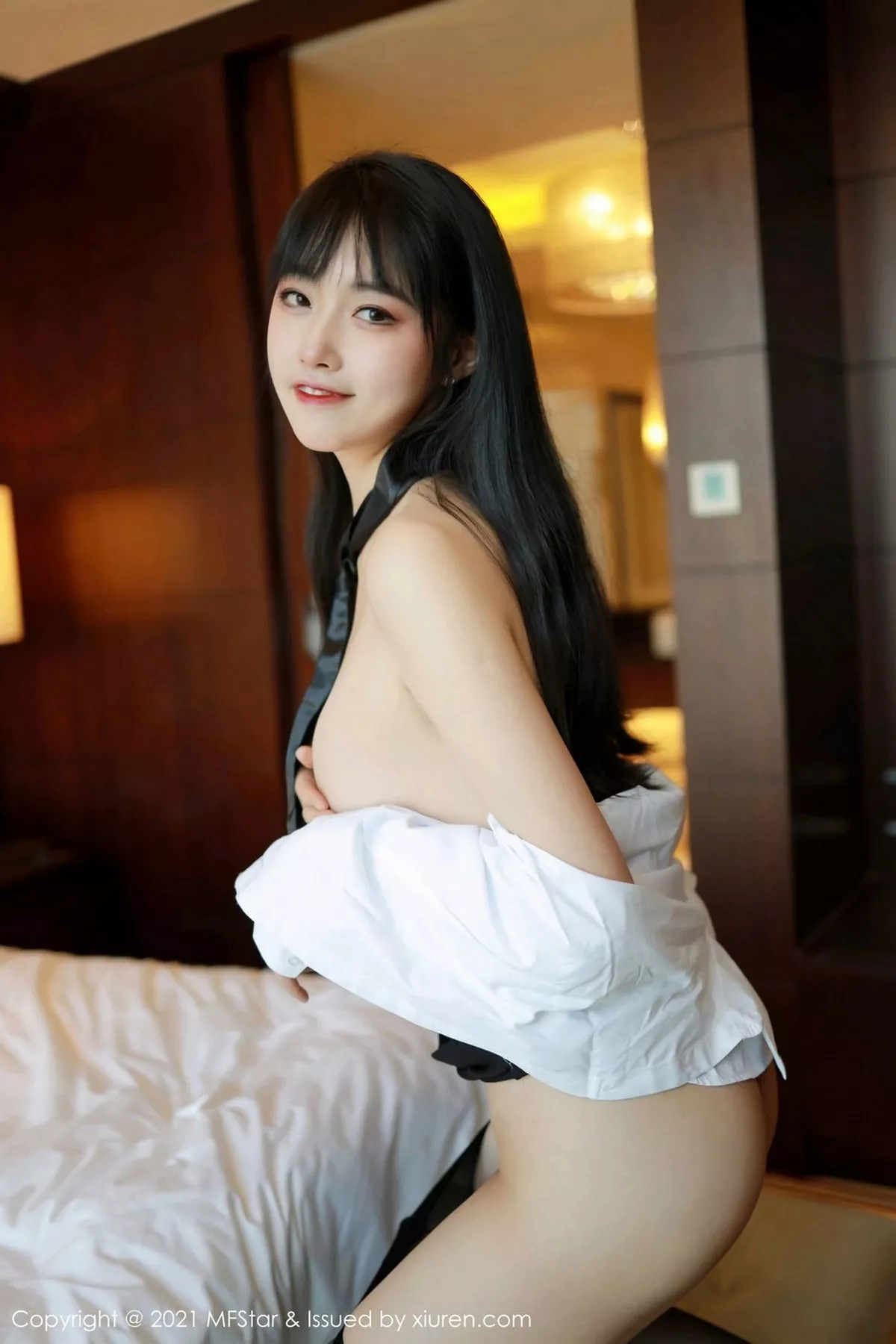 [MFStar模范学院]第449期锅包又you写真 [51P]-034
