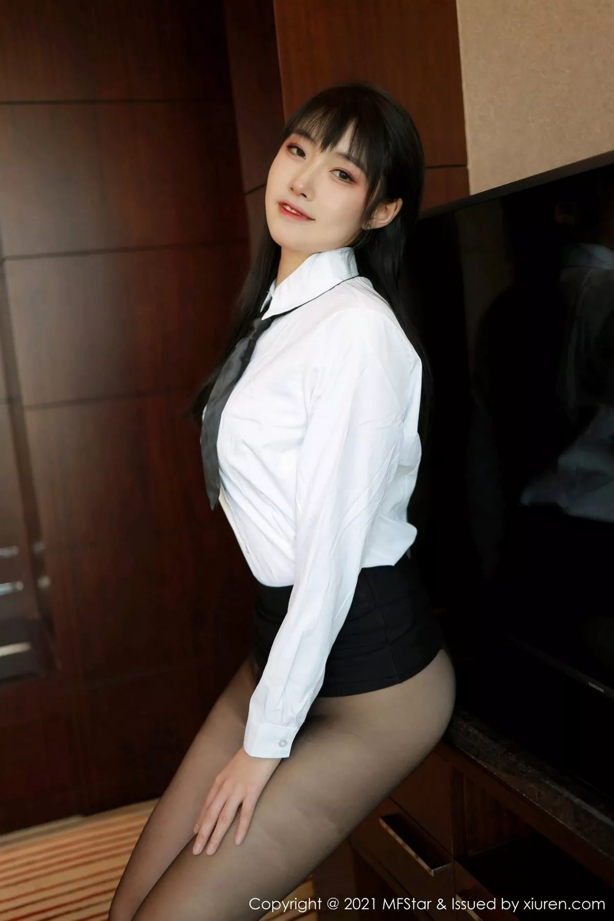 [MFStar模范学院]第449期锅包又you写真 [51P]-014