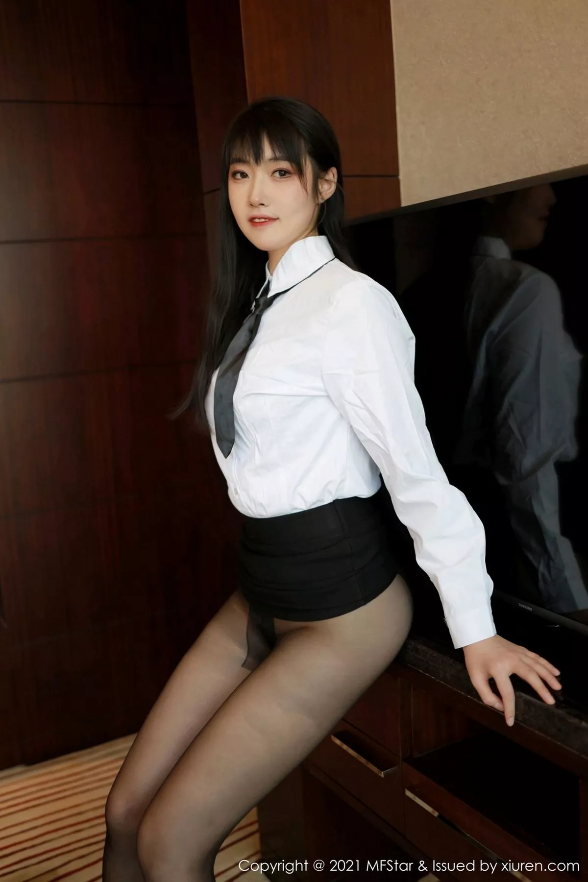 [MFStar模范学院]第449期锅包又you写真 [51P]-013