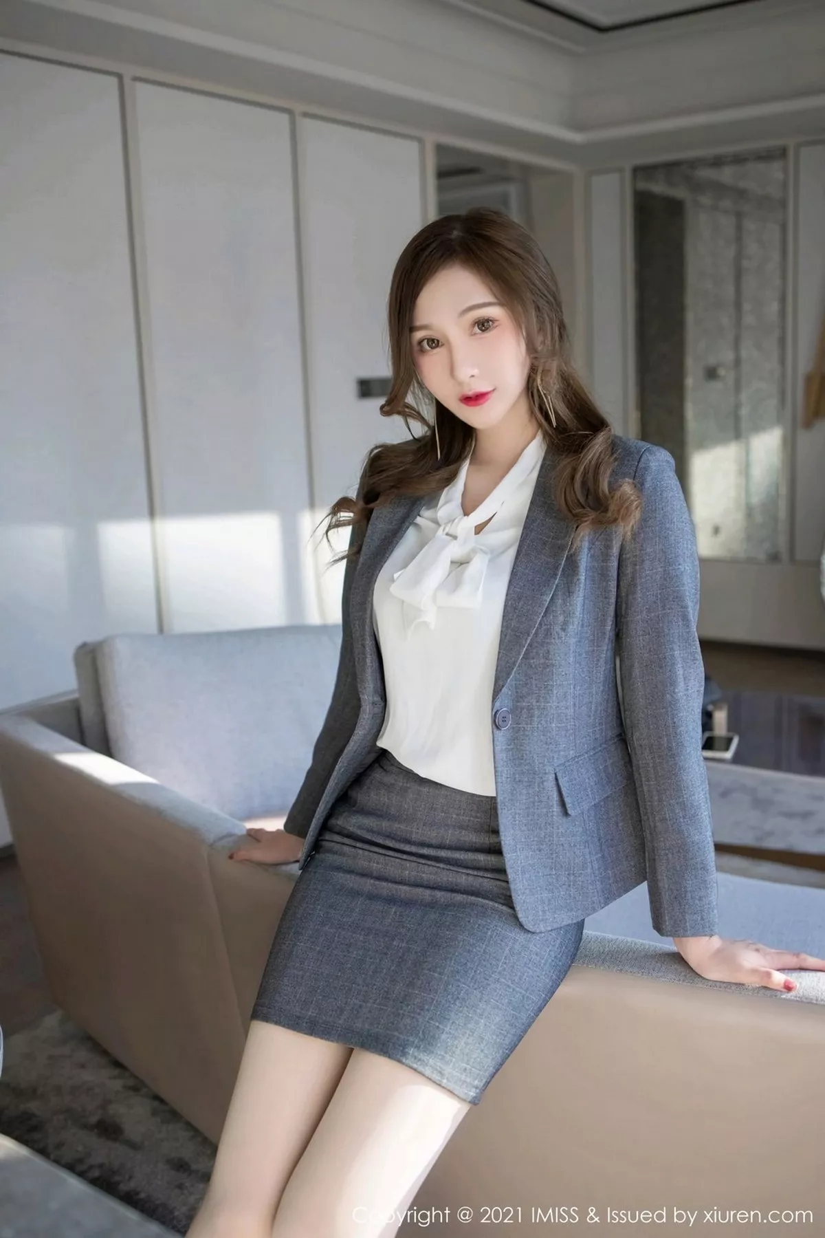 [Imiss爱蜜社]第548期Lavinia肉写真 [58P]-014