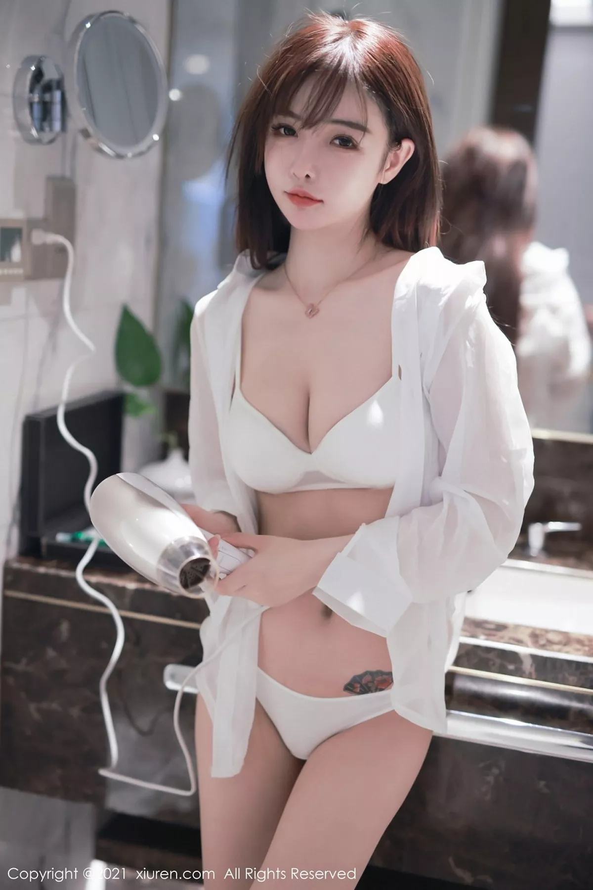 [XiuRen秀人网]第3064期南初妹妹写真 [50P]-024