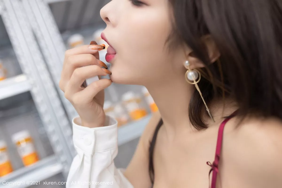 [XiuRen秀人网]第3079期陈小喵写真 [71P]-053