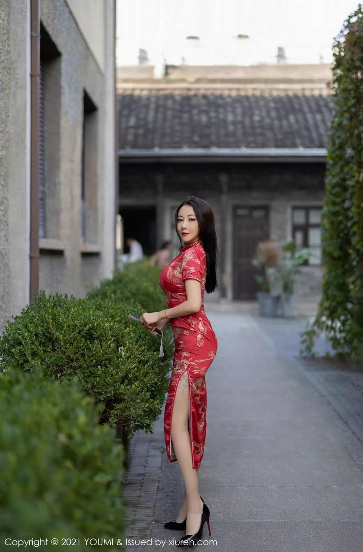 [YouMi尤蜜荟]第598期果儿写真 [45P]-010