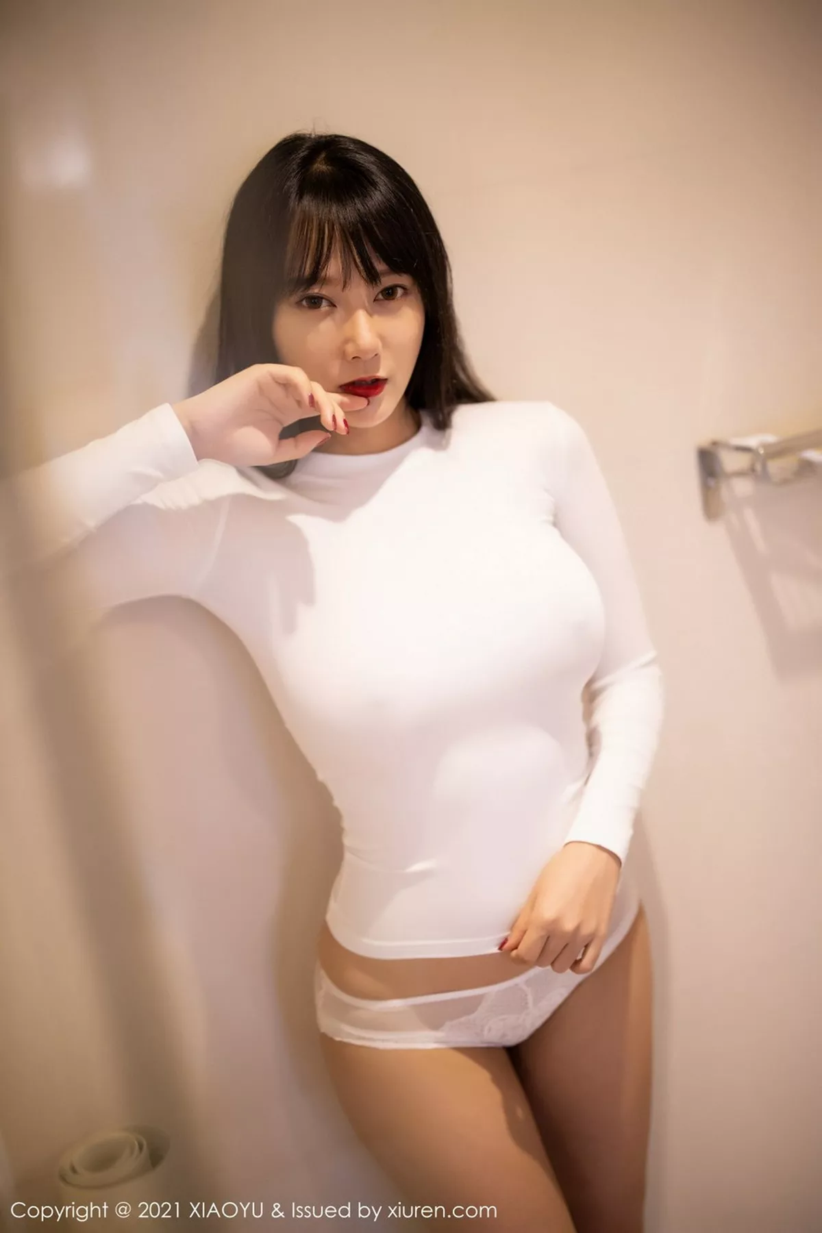 [XiaoYu画语界]第454期何嘉颖写真 [62P]-043
