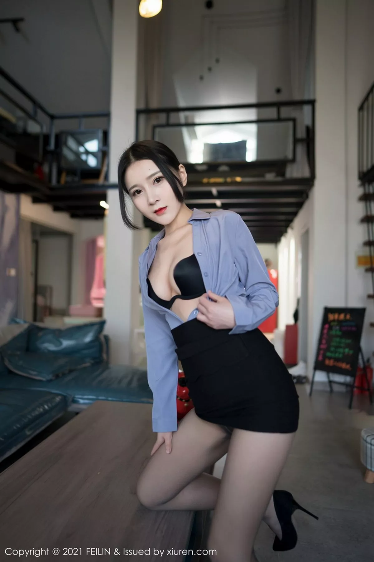 [FeiLin嗲囡囡]第369期林煊煊写真 [44P]-010