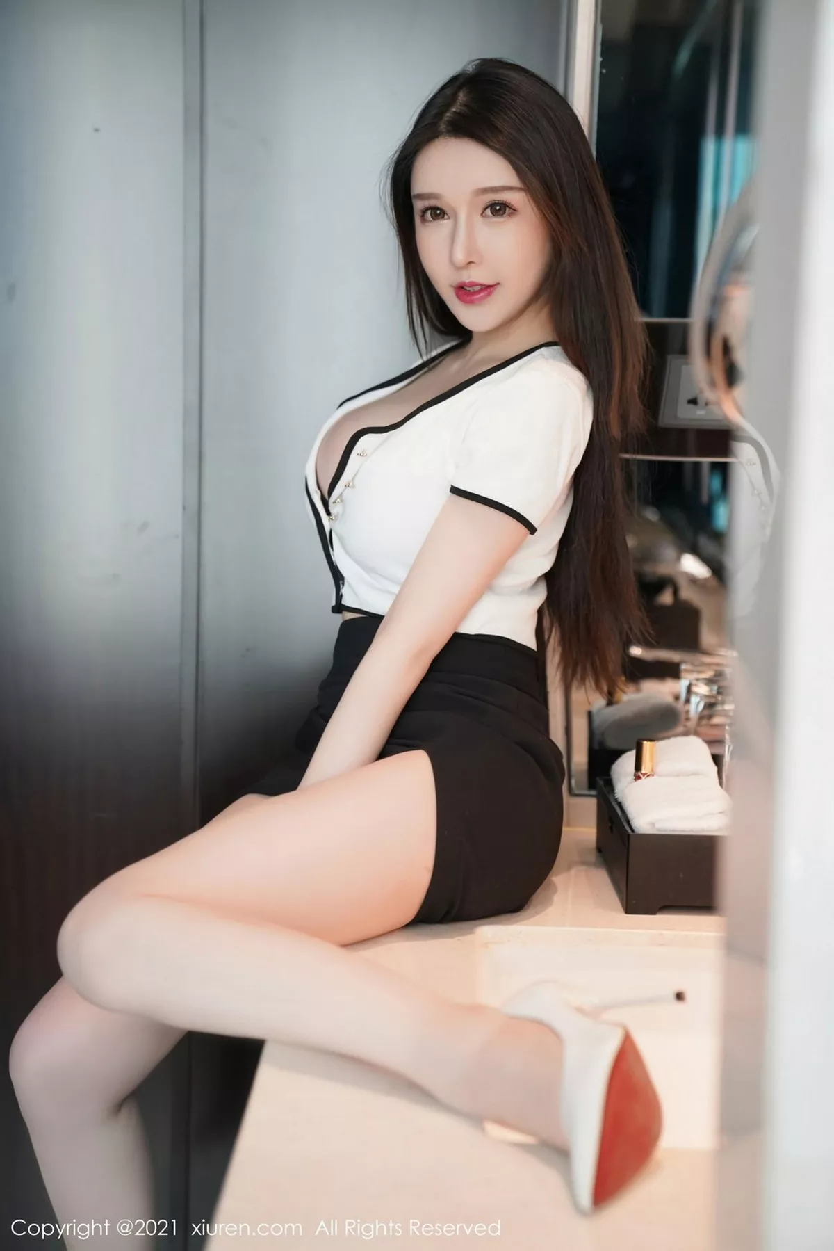 [XiuRen秀人网]第3023期玉兔miki写真 [70P]-004