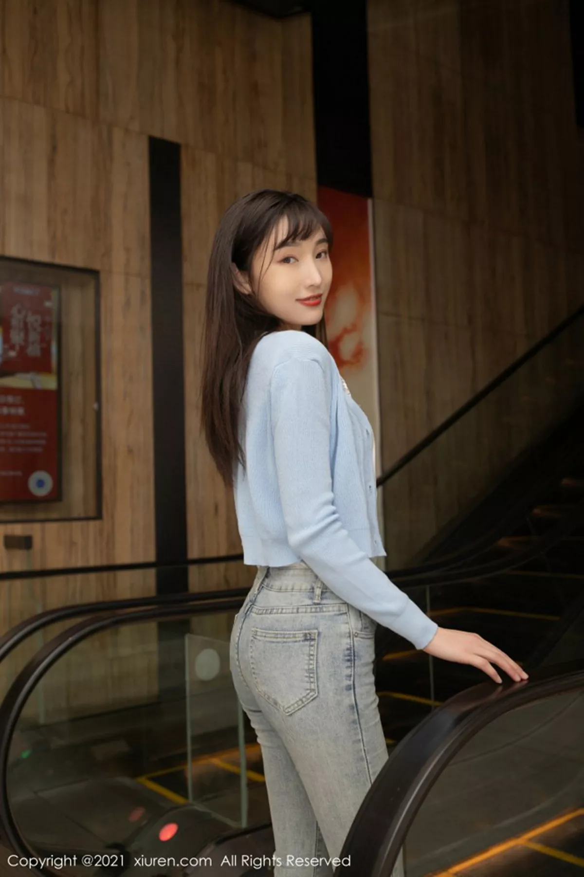 [XiuRen秀人网]第3146期陆萱萱写真 [70P]-001