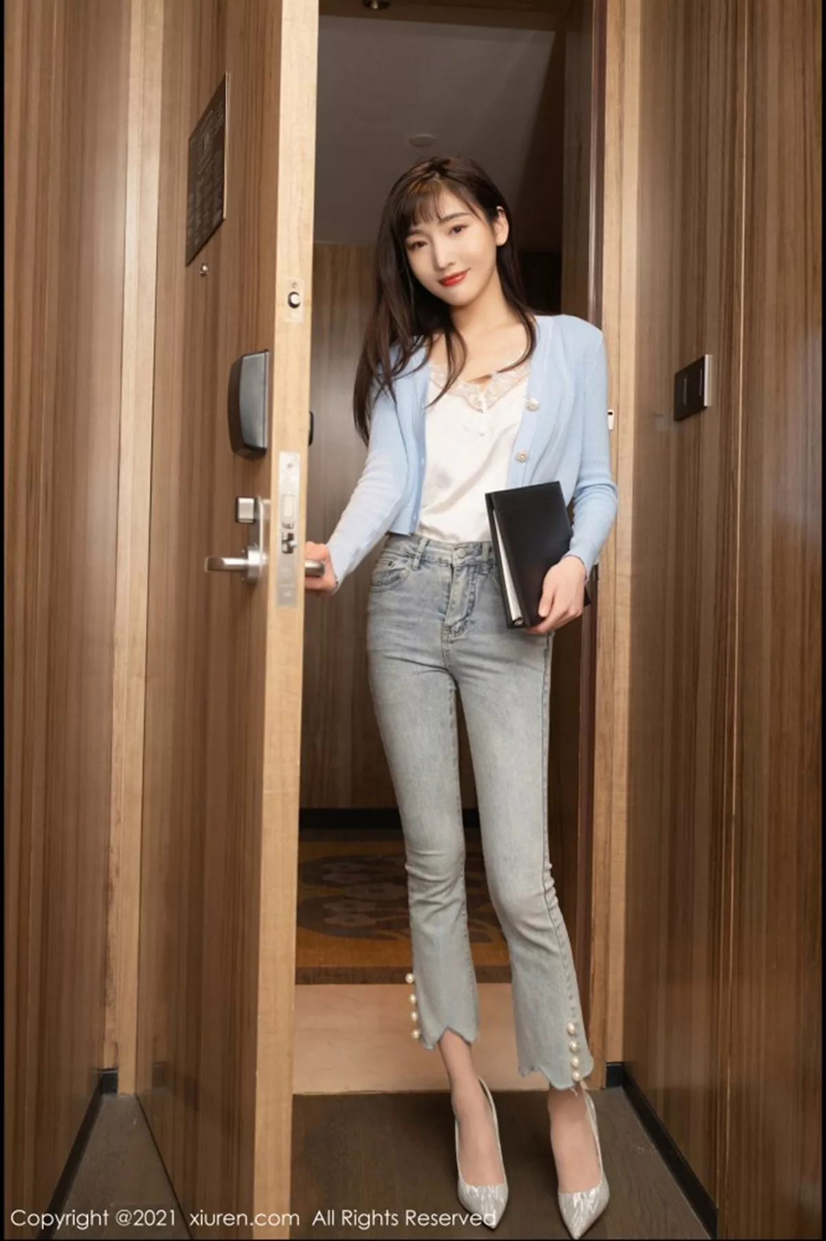 [XiuRen秀人网]第3146期陆萱萱写真 [70P]-011