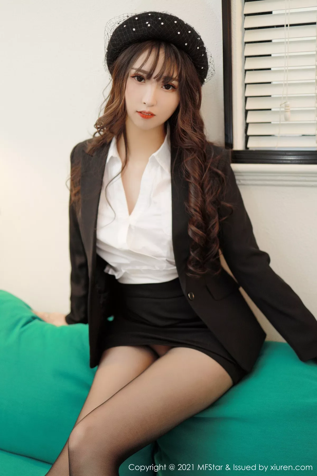 [MFStar模范学院]第463期小波多写真 [37P]-011