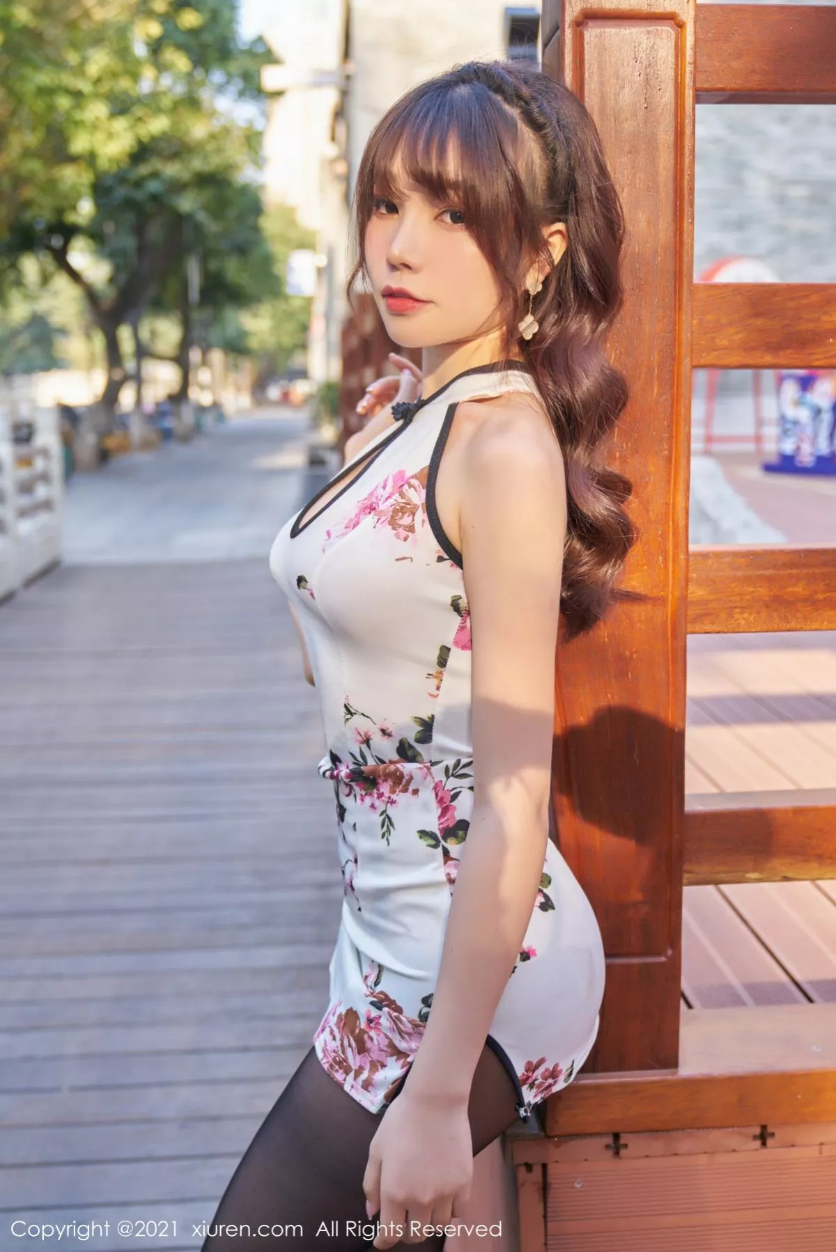 [XiuRen秀人网]第3175期芝芝Booty写真 [65P]-001