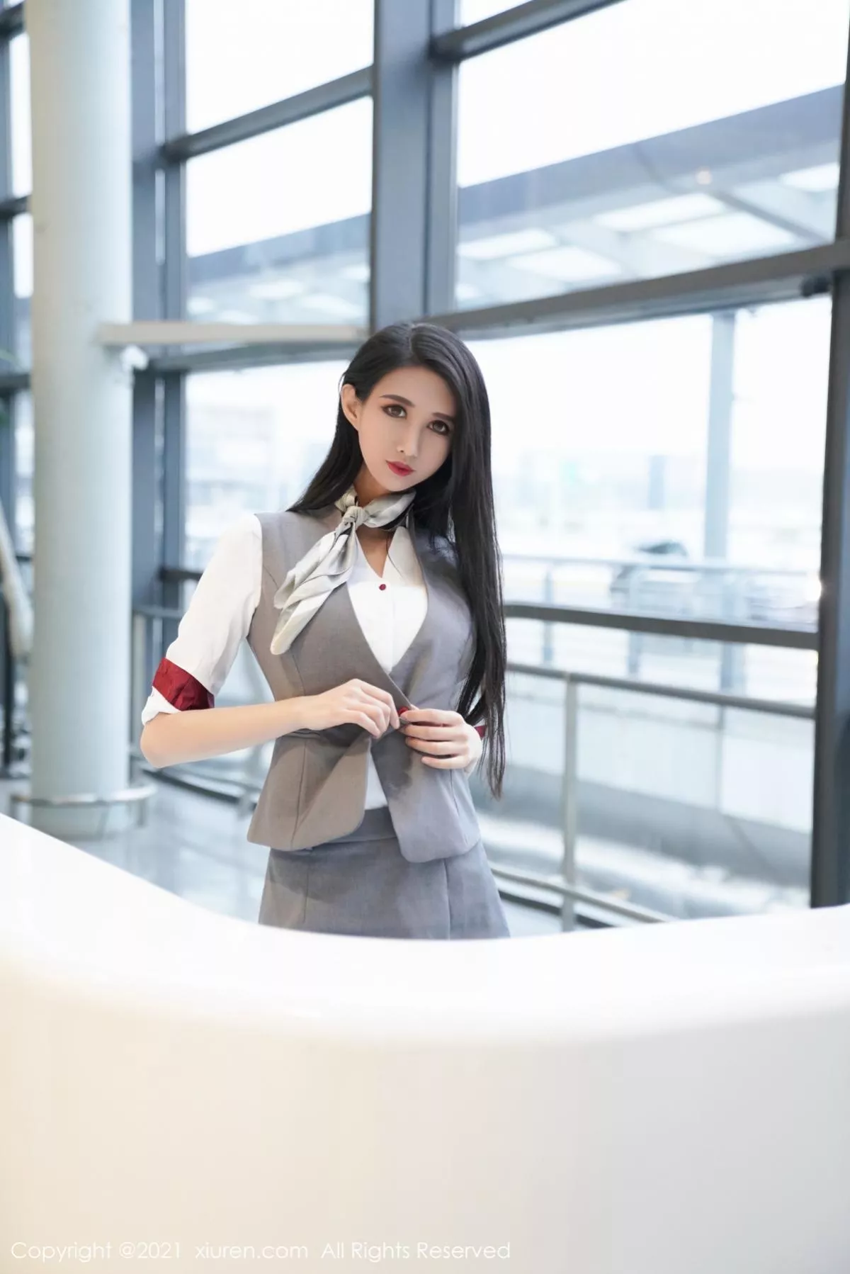 [XiuRen秀人网]第3173期果儿写真 [48P]-045